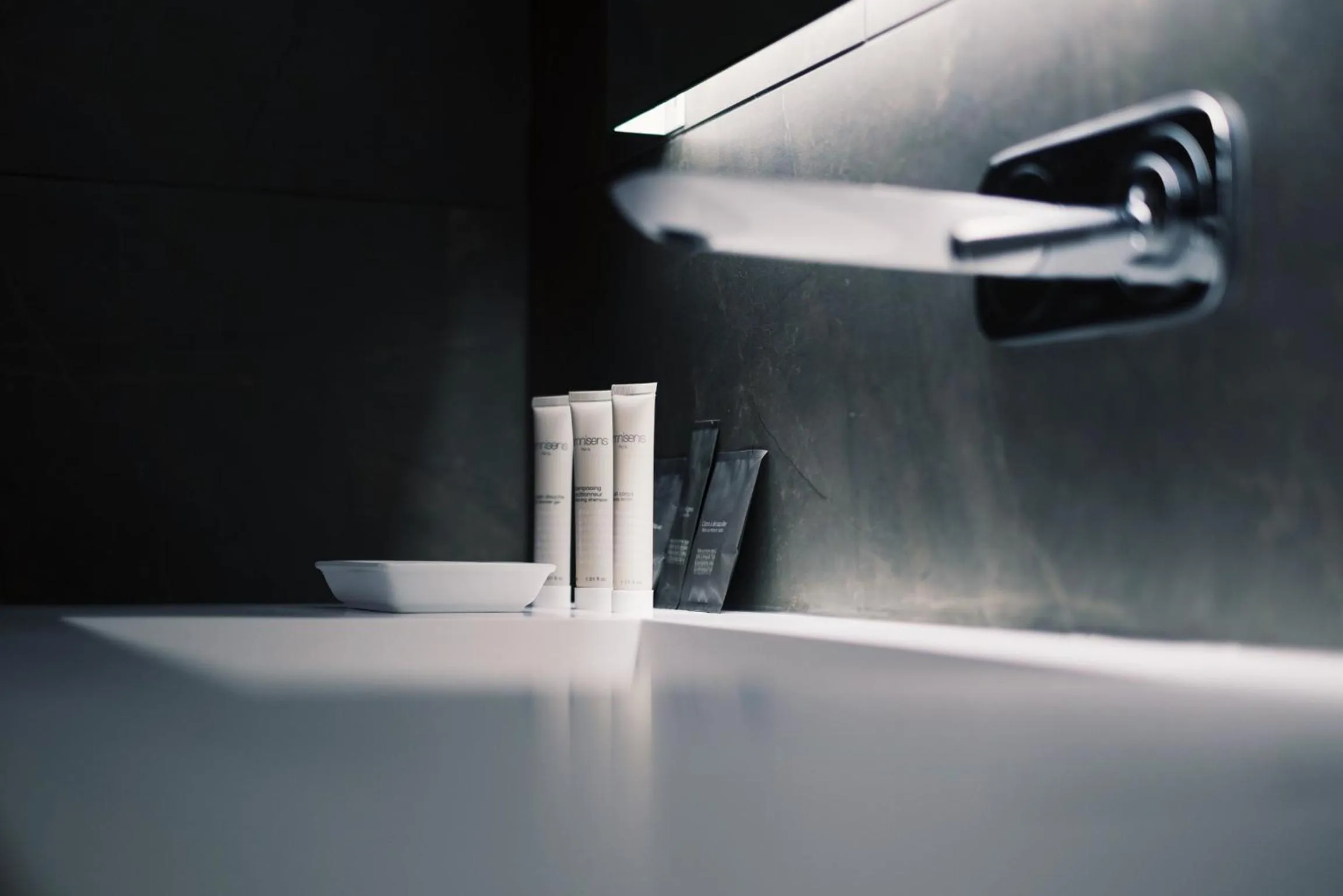 Bathroom in Hôtel In Situ