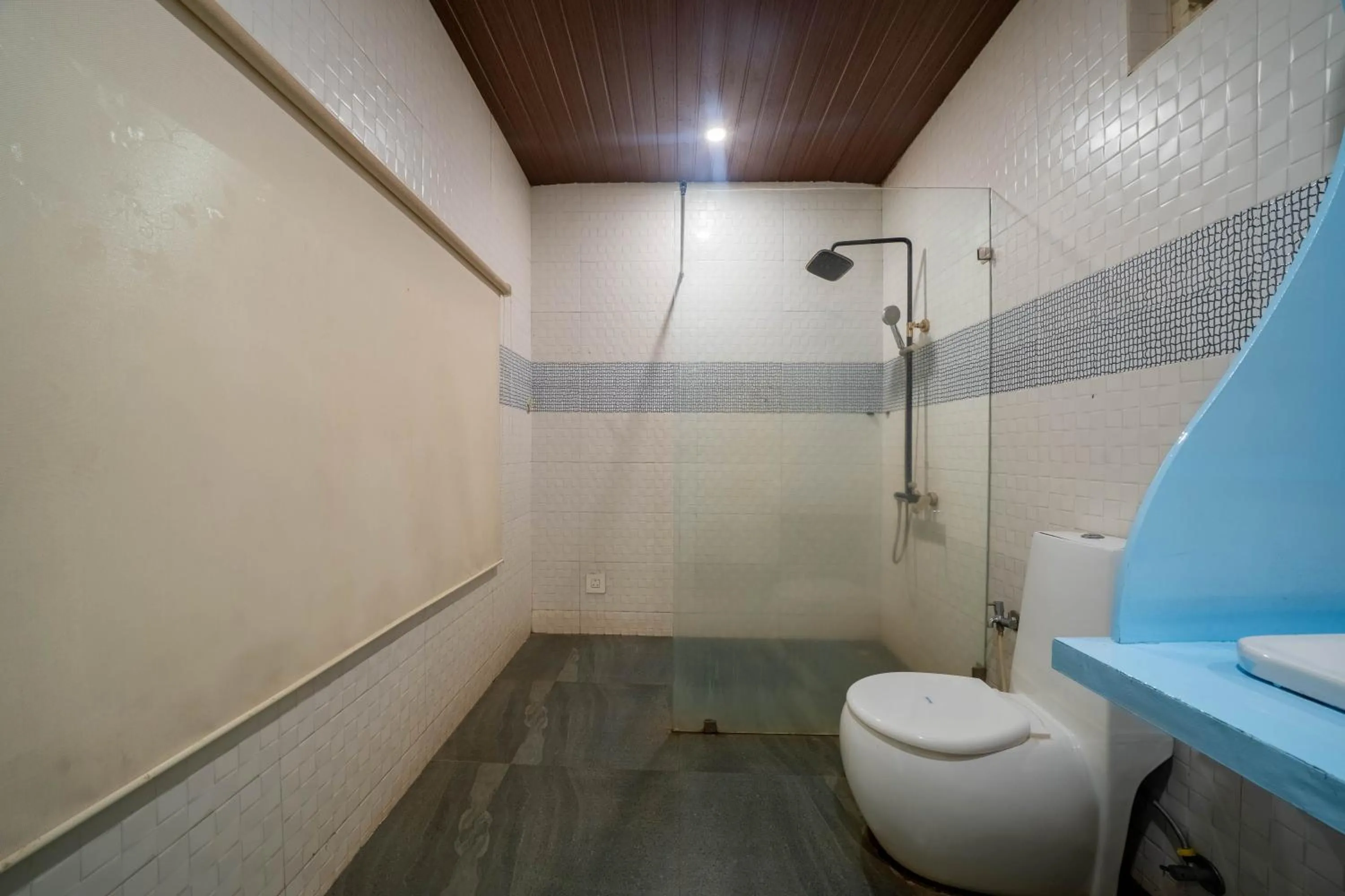 Bathroom in Perfectstayz Koko Maya 5 mins walk to beach
