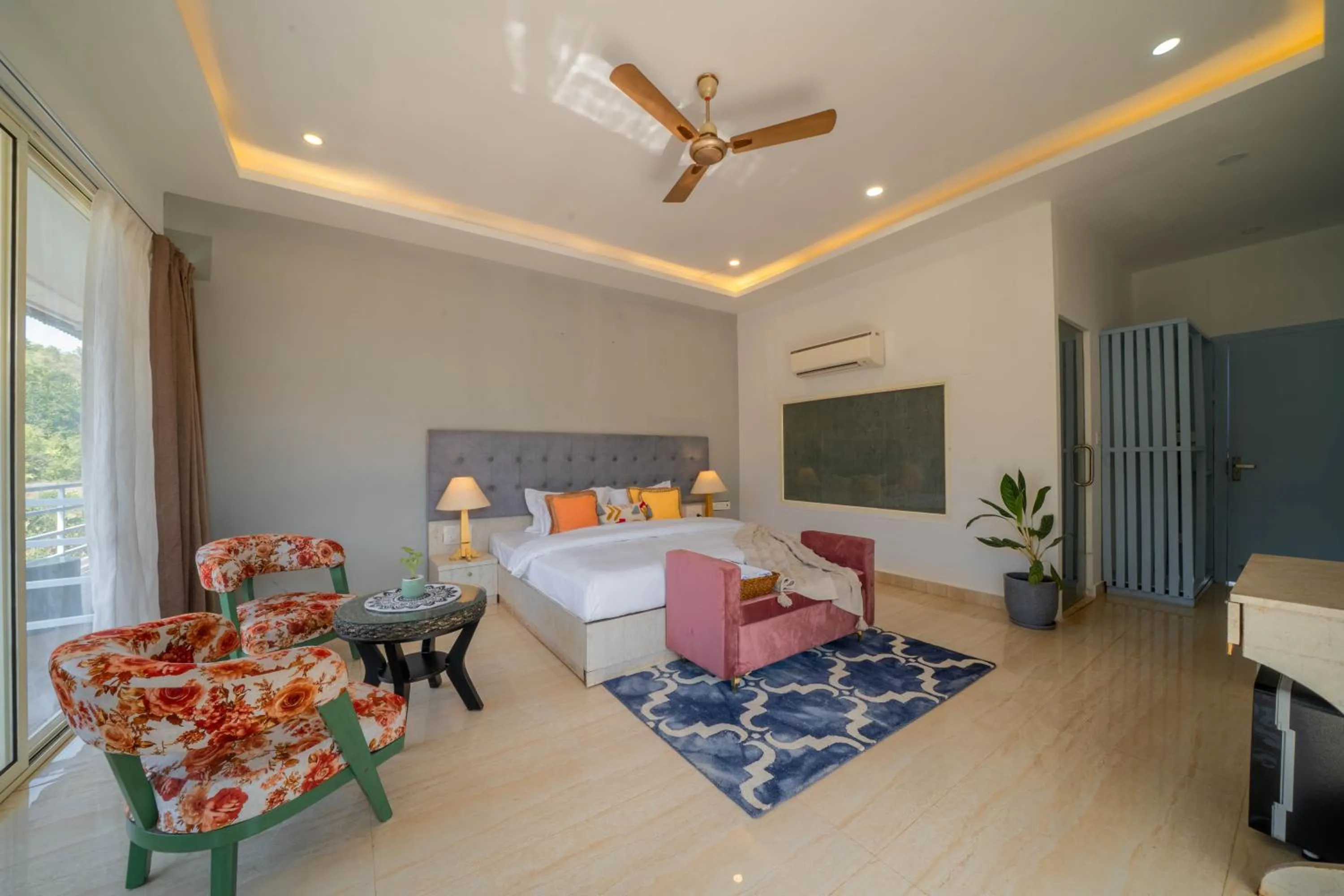 Bed in Perfectstayz Koko Maya 5 mins walk to beach