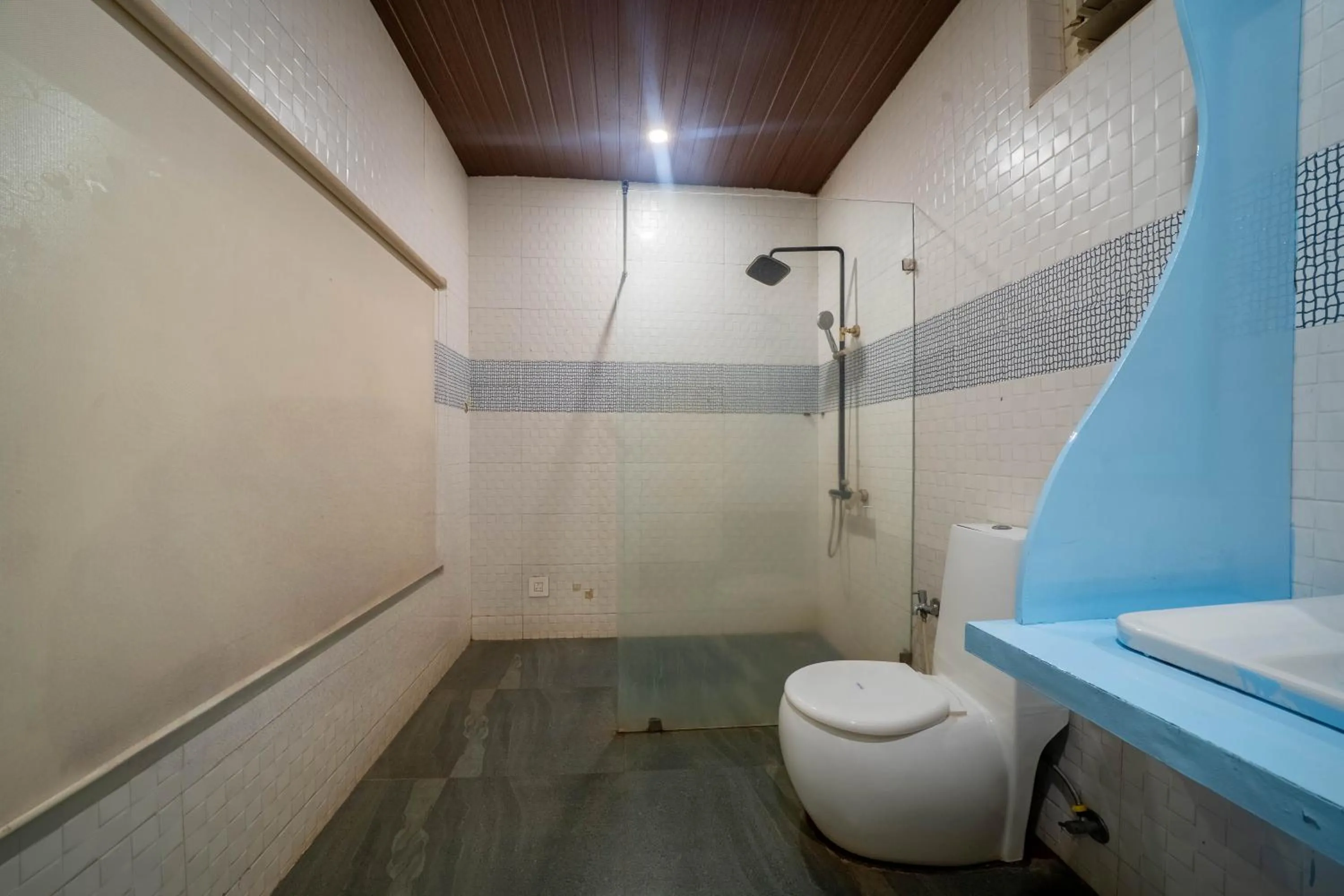 Bathroom in Perfectstayz Koko Maya 5 mins walk to beach