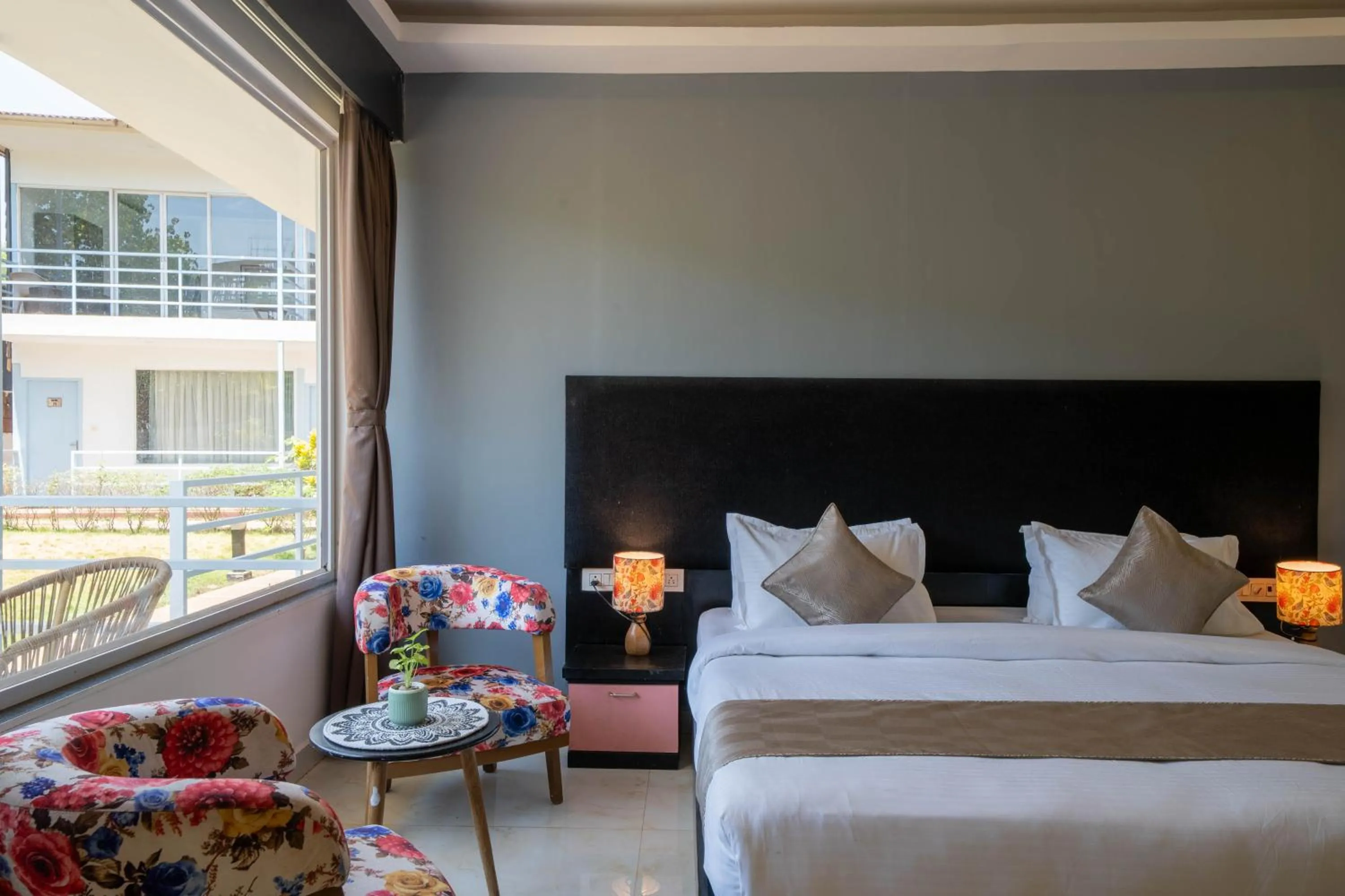 Bed in Perfectstayz Koko Maya 5 mins walk to beach