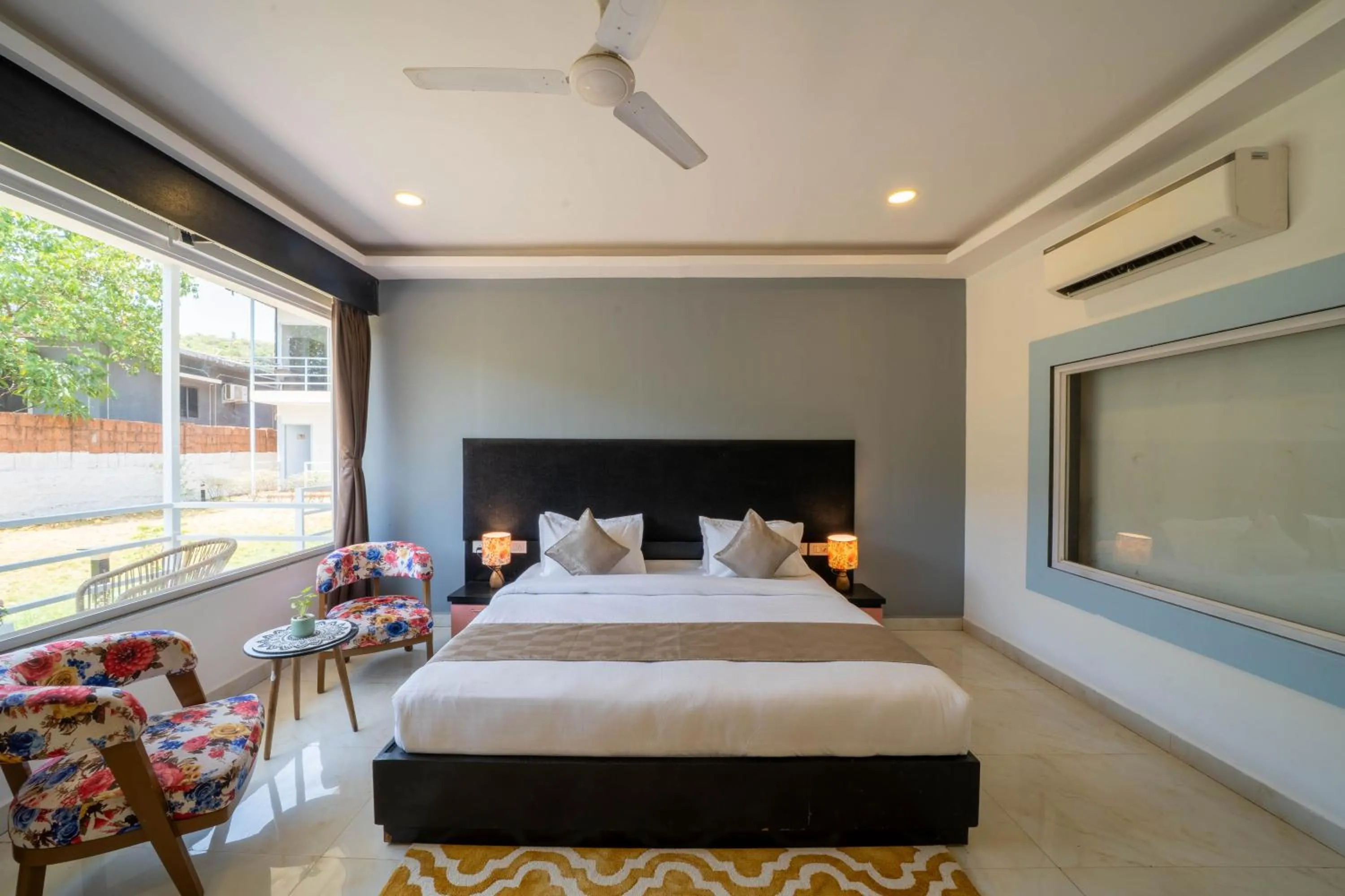 Bed in Perfectstayz Koko Maya 5 mins walk to beach