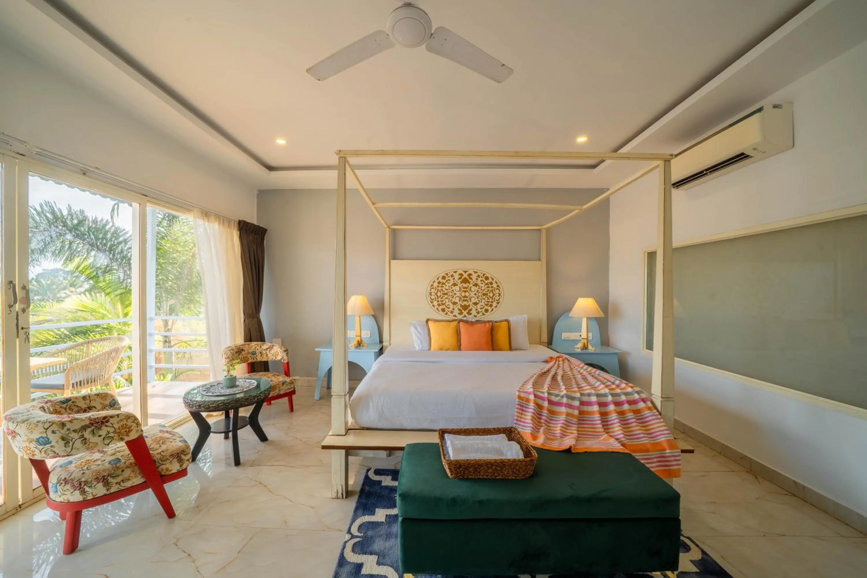 Bed in Perfectstayz Koko Maya 5 mins walk to beach