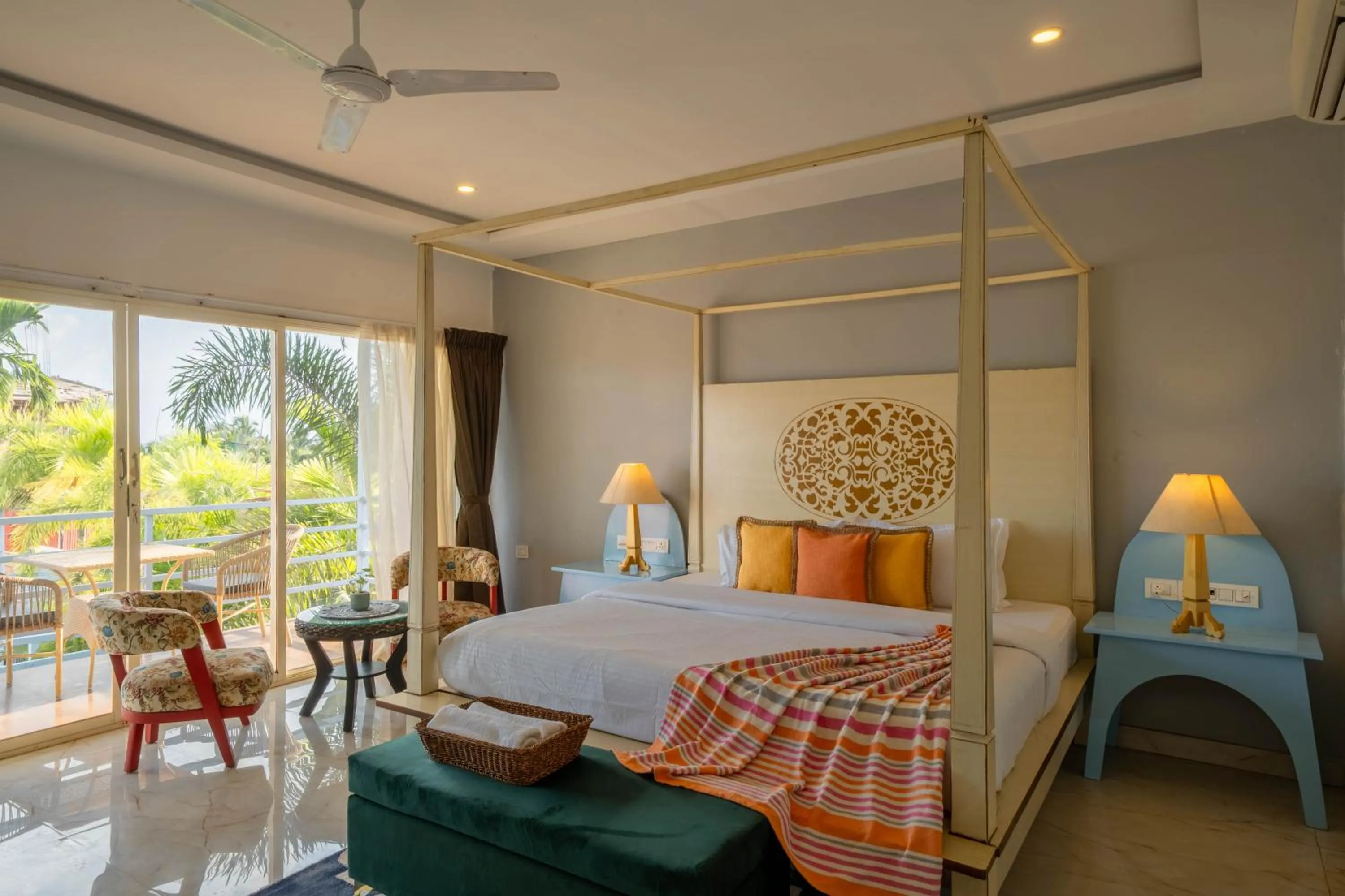 Bed in Perfectstayz Koko Maya 5 mins walk to beach