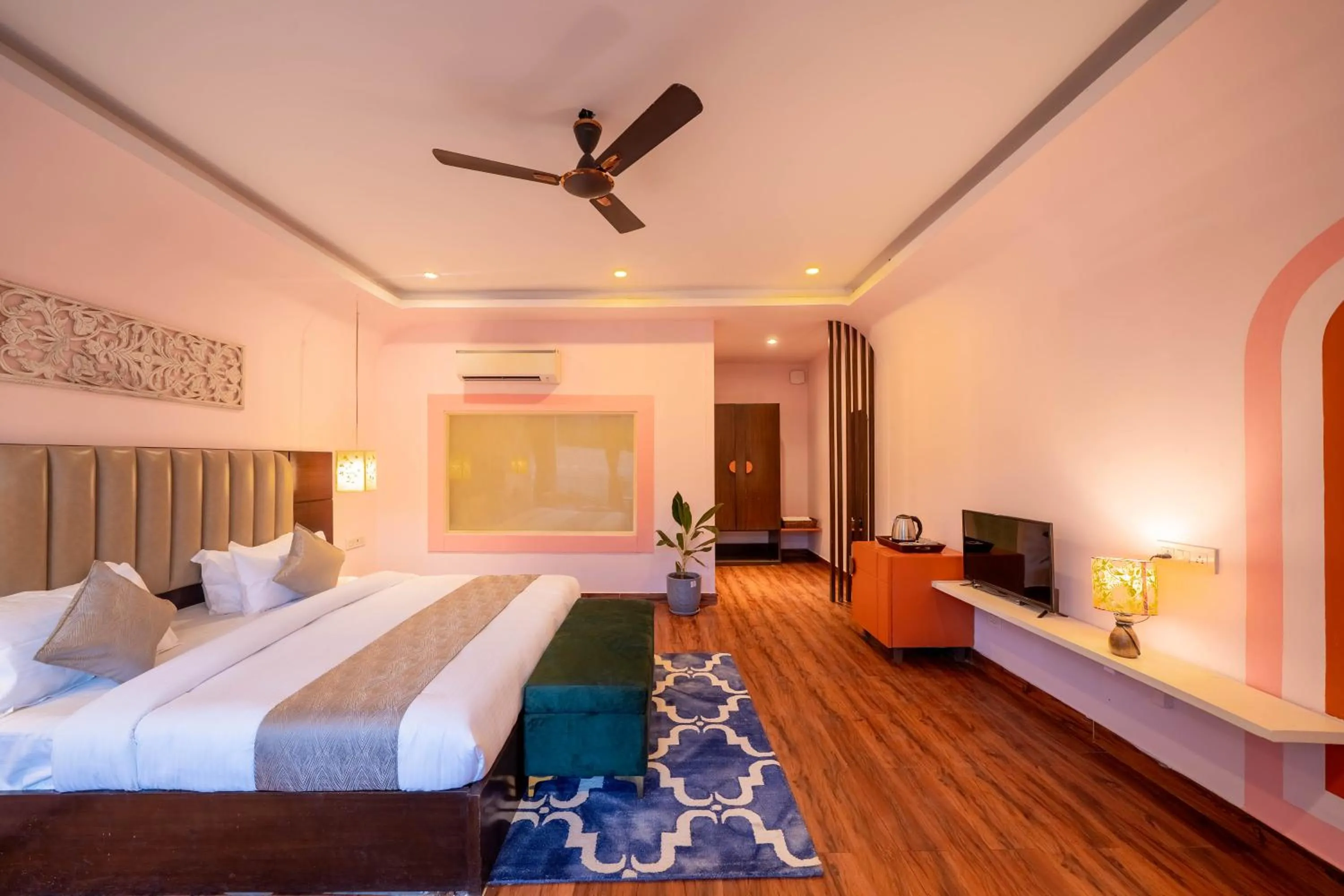Bed in Perfectstayz Koko Maya 5 mins walk to beach
