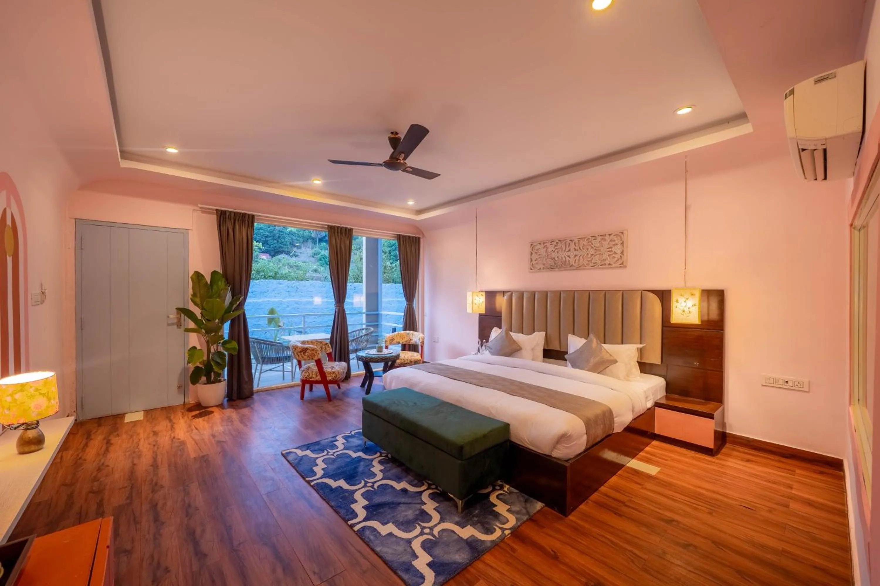 Bed in Perfectstayz Koko Maya 5 mins walk to beach