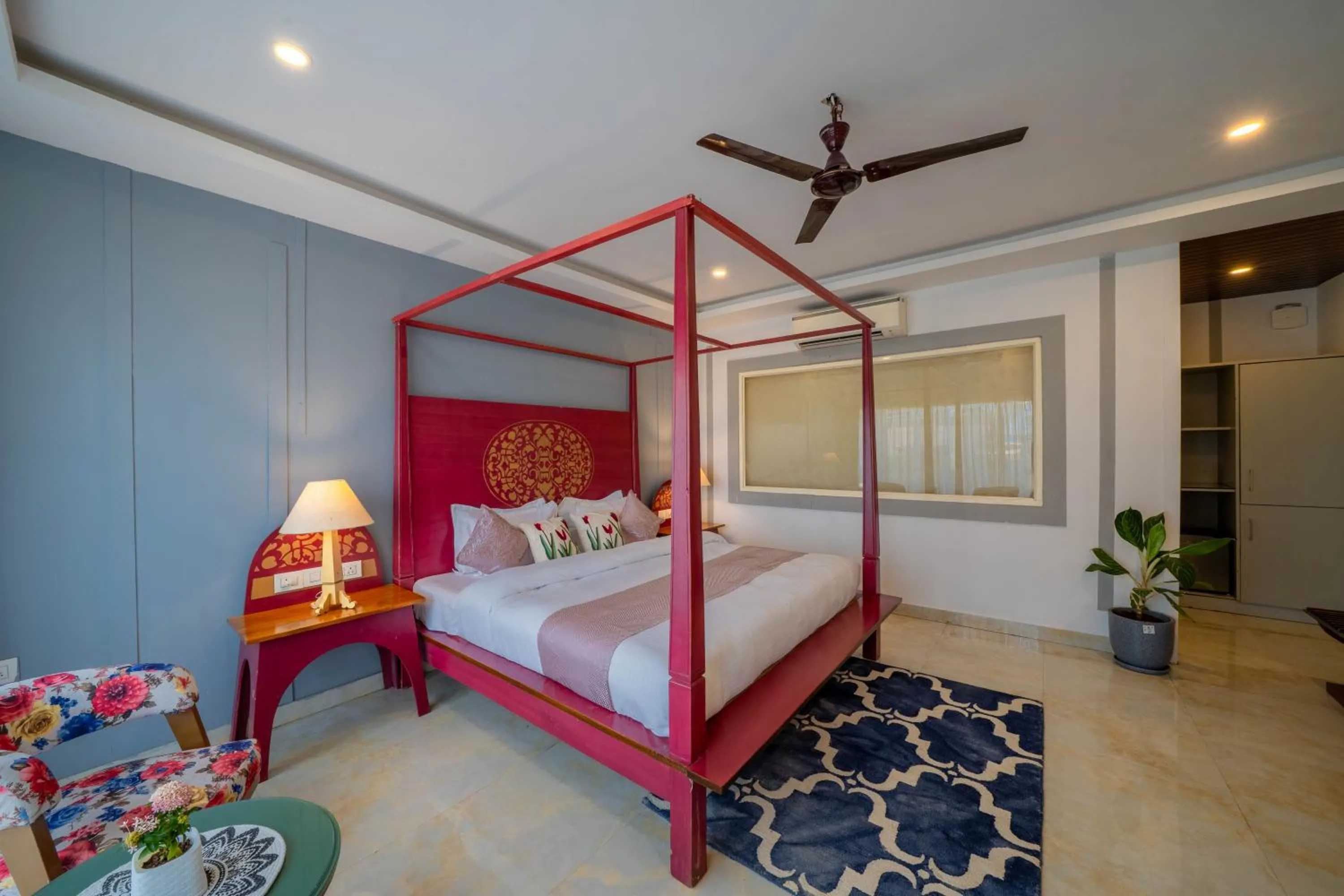 Bed in Perfectstayz Koko Maya 5 mins walk to beach