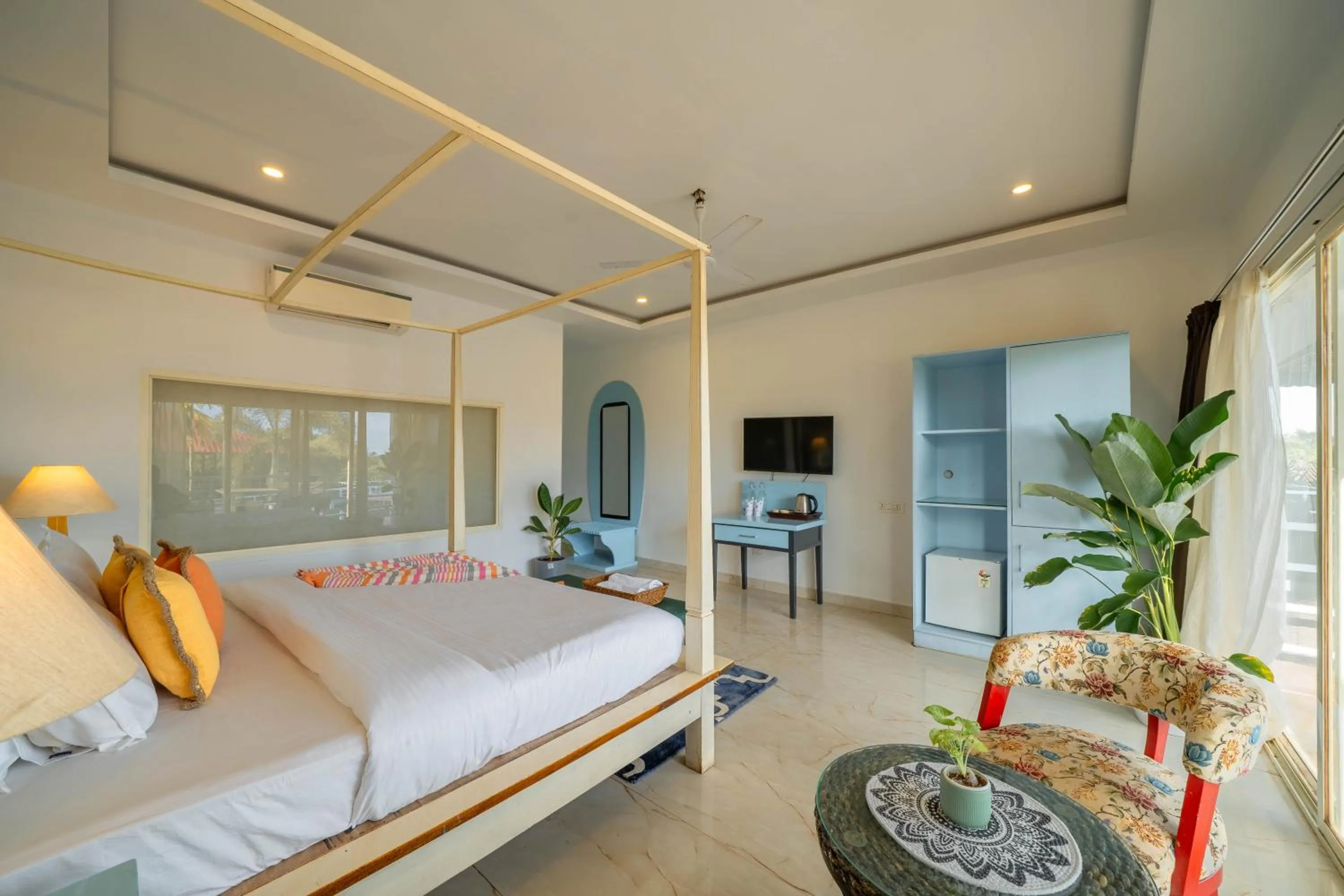 Bed in Perfectstayz Koko Maya 5 mins walk to beach