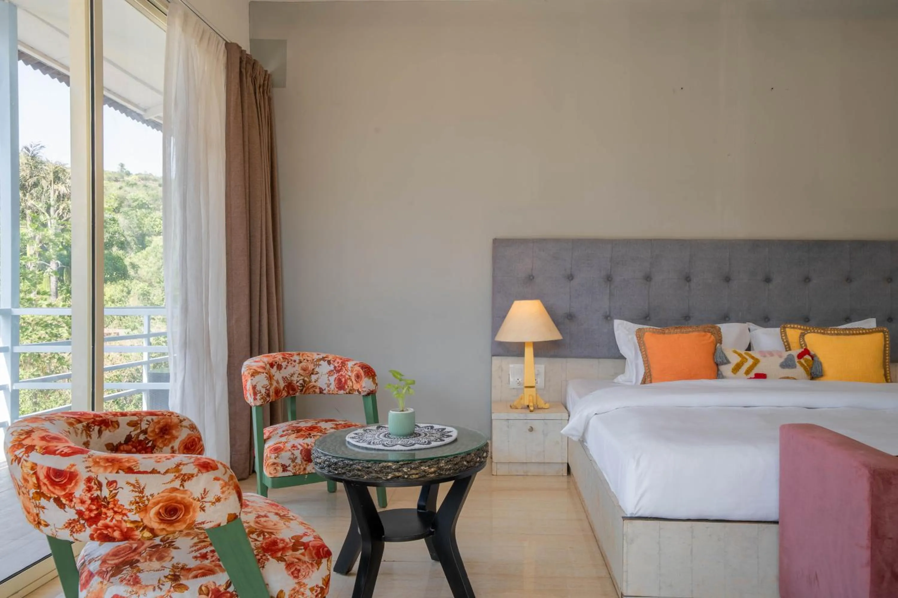 Bed in Perfectstayz Koko Maya 5 mins walk to beach