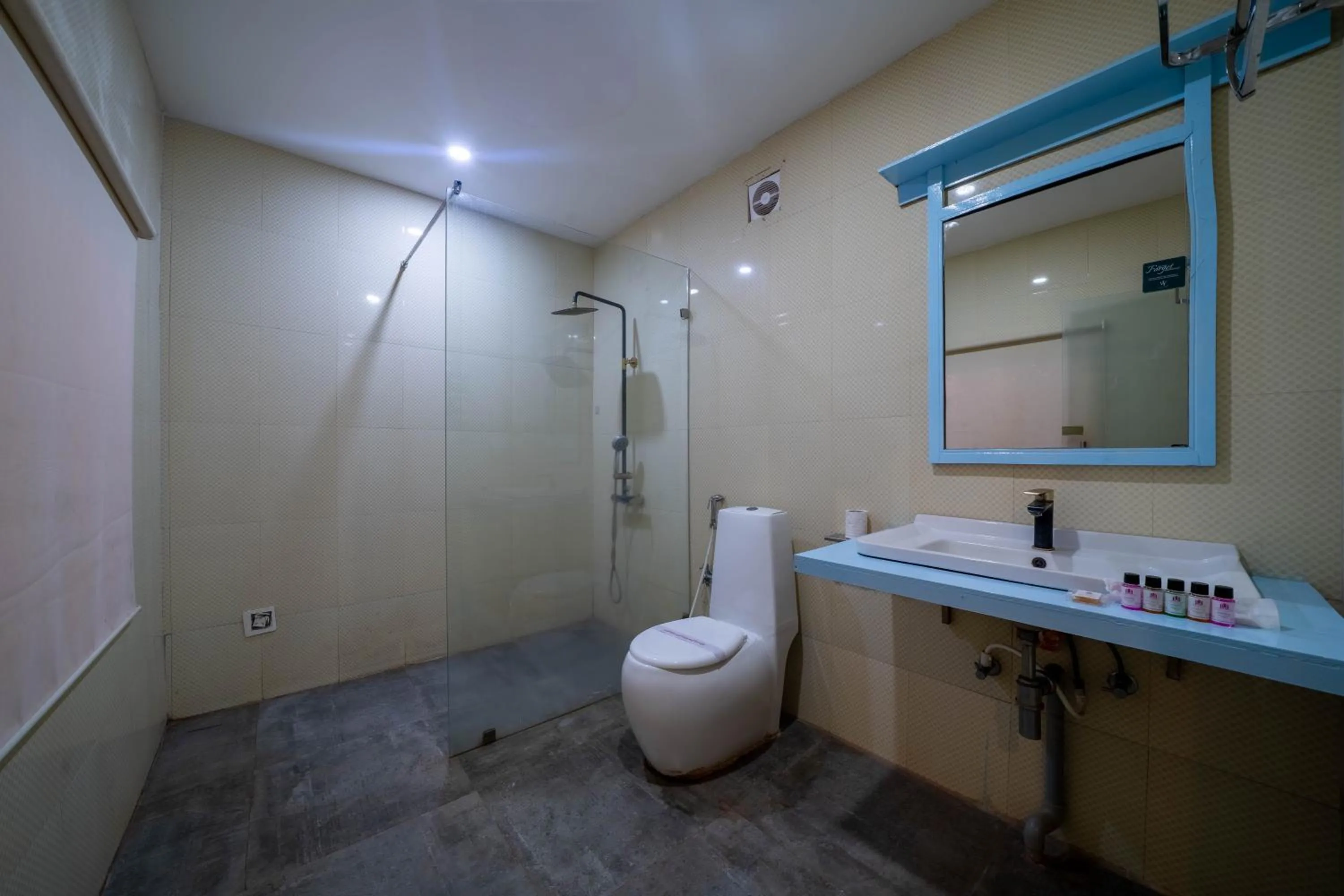 Bathroom in Perfectstayz Koko Maya 5 mins walk to beach