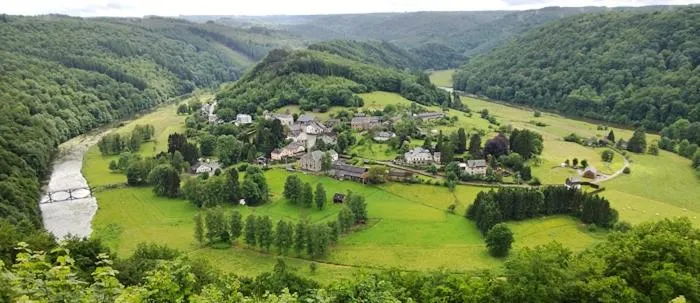 Nearby landmark in A L'inattendue