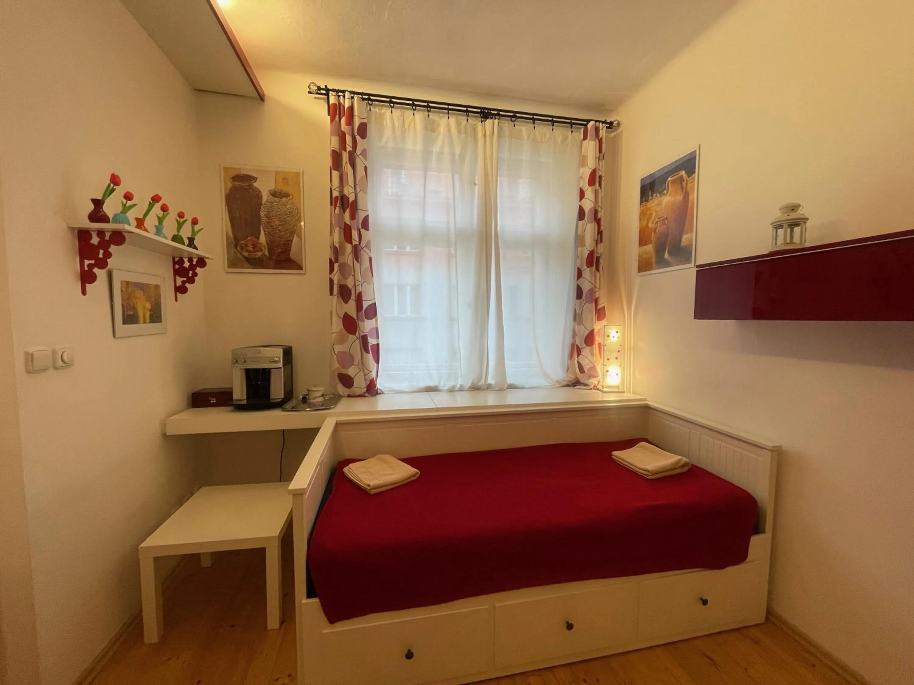 Bed in Apartment Flora Lobkovic