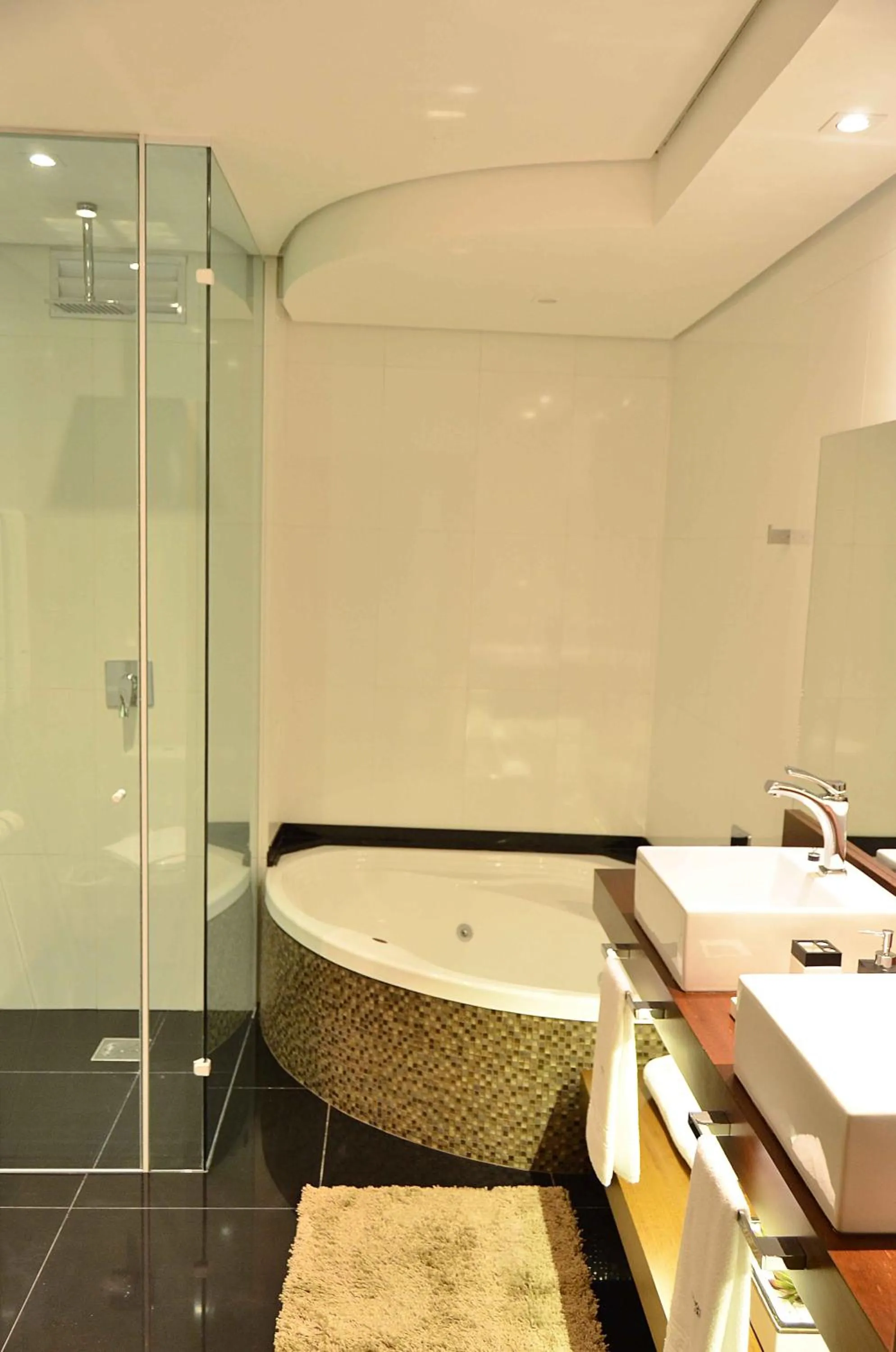 Bathroom in Hotel Matão By Mercure