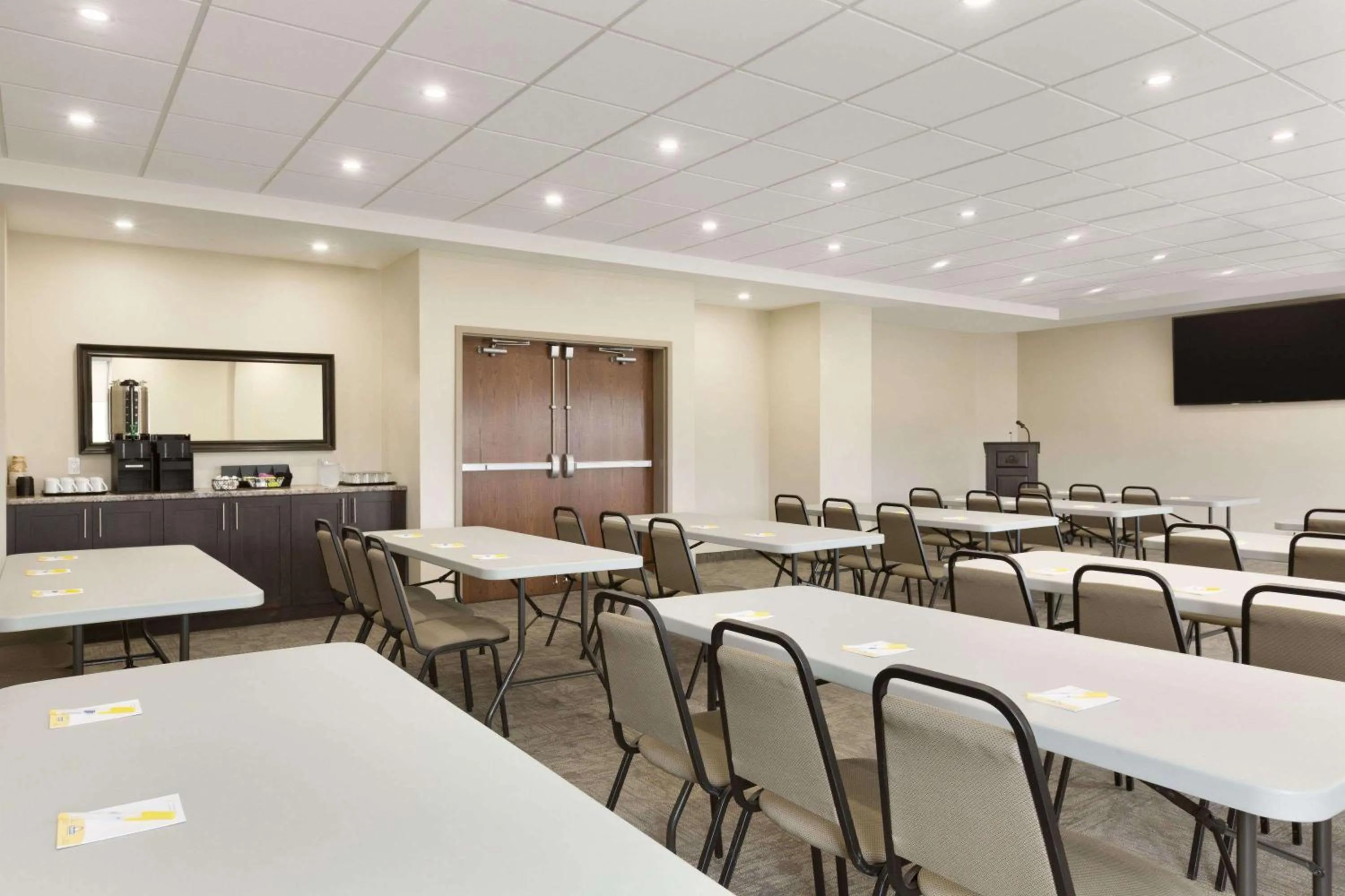 On site in Days Inn & Suites by Wyndham Lindsay