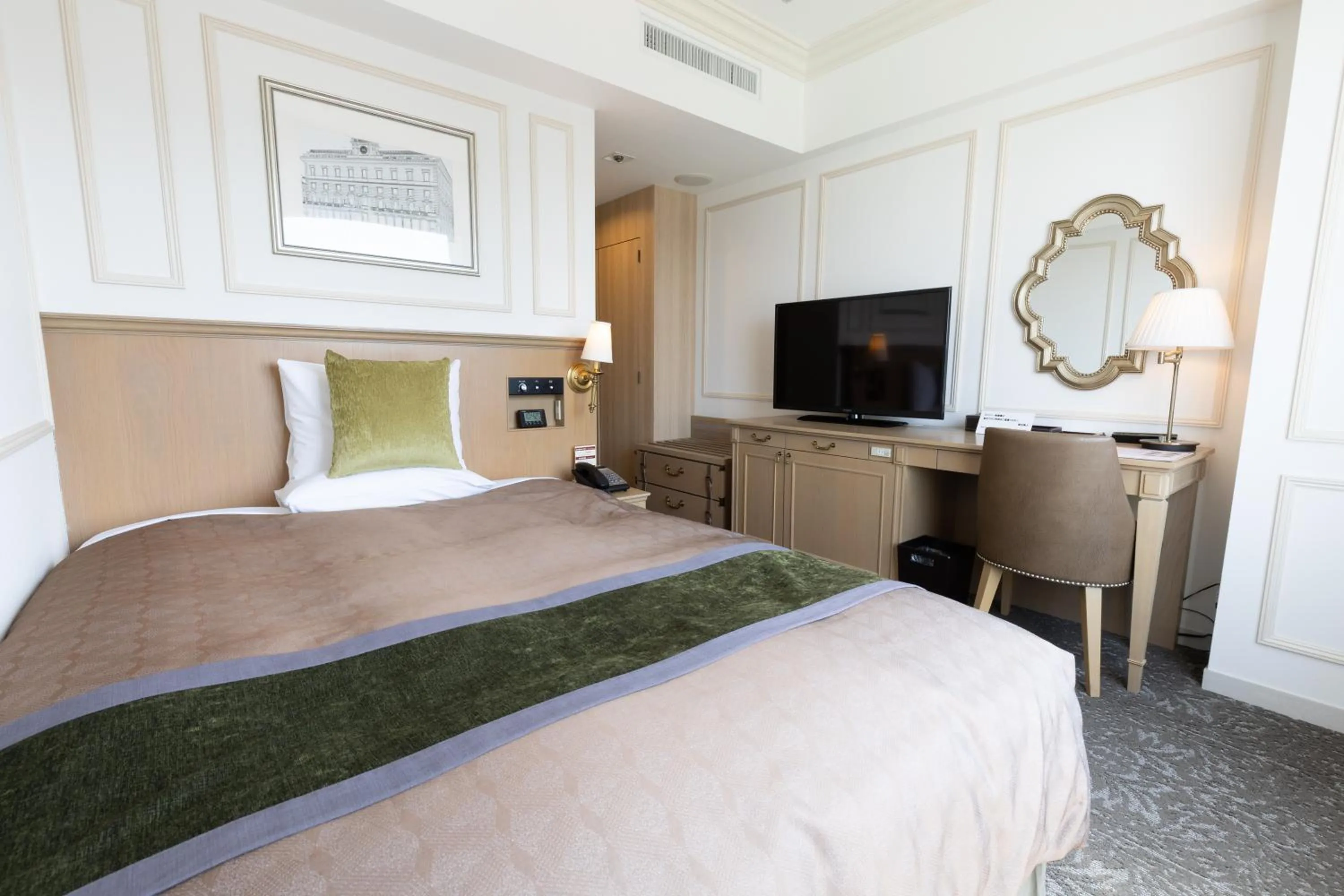 Bedroom, Bed in The Italia Ken