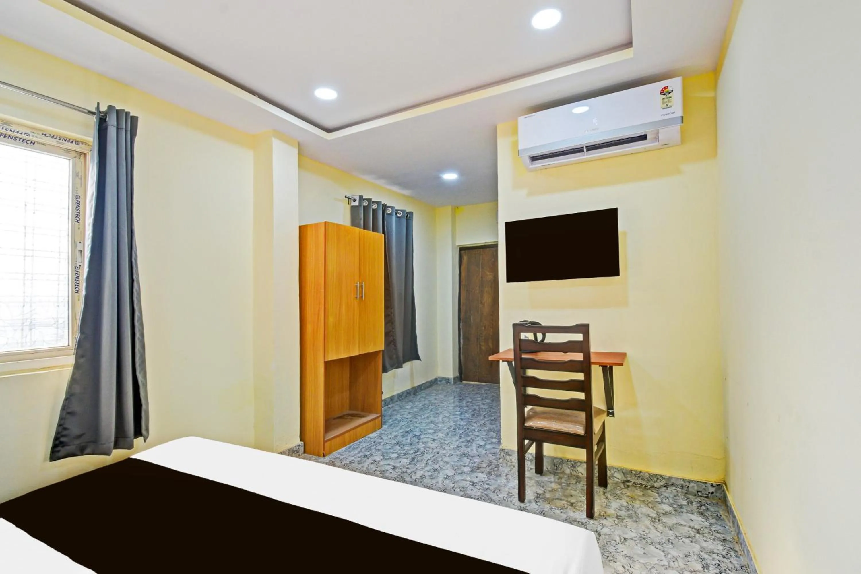 Hotel O Madlen