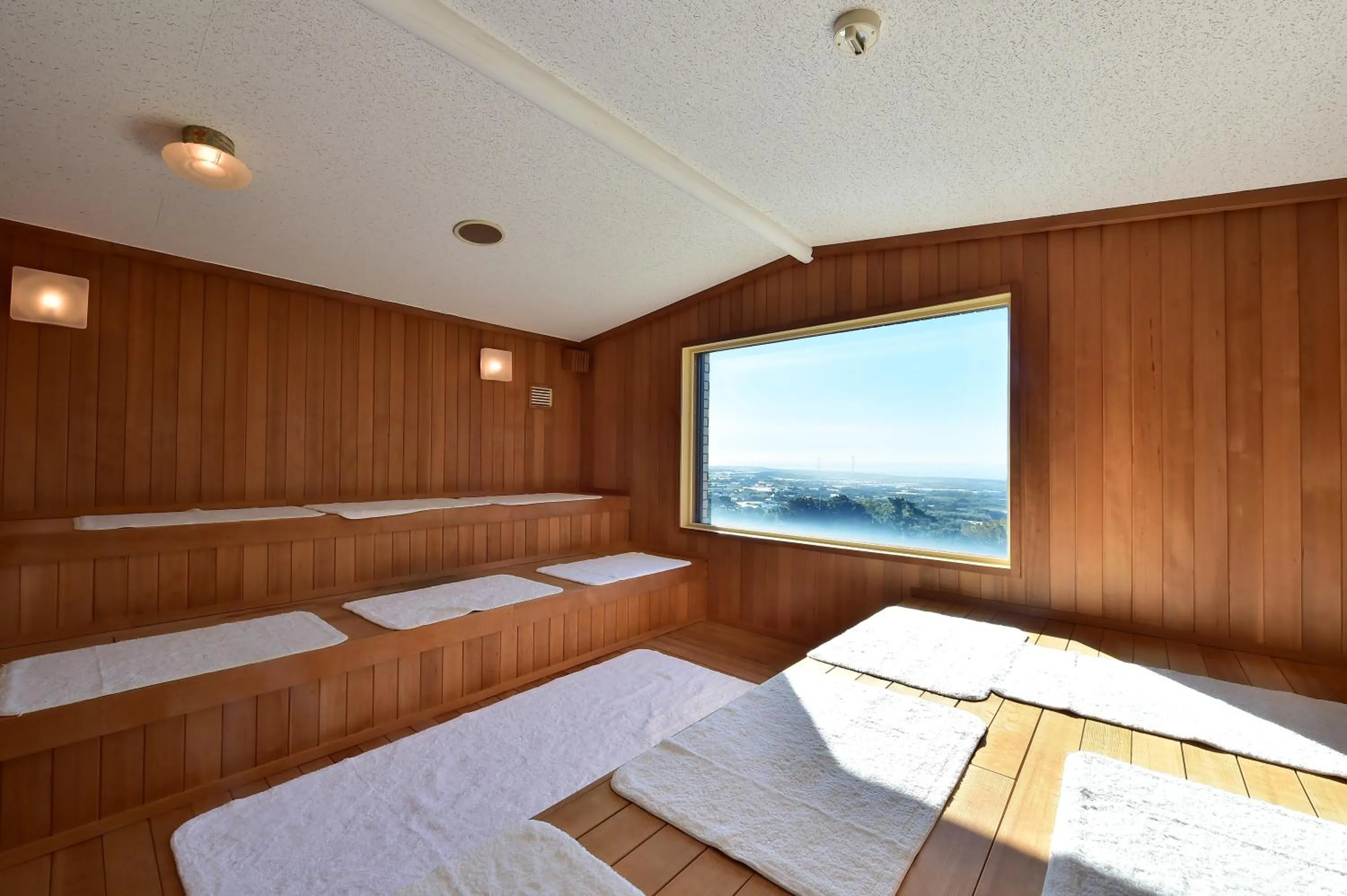 Sauna, Bed in Shizuoka Country Hamaoka Course & Hotel