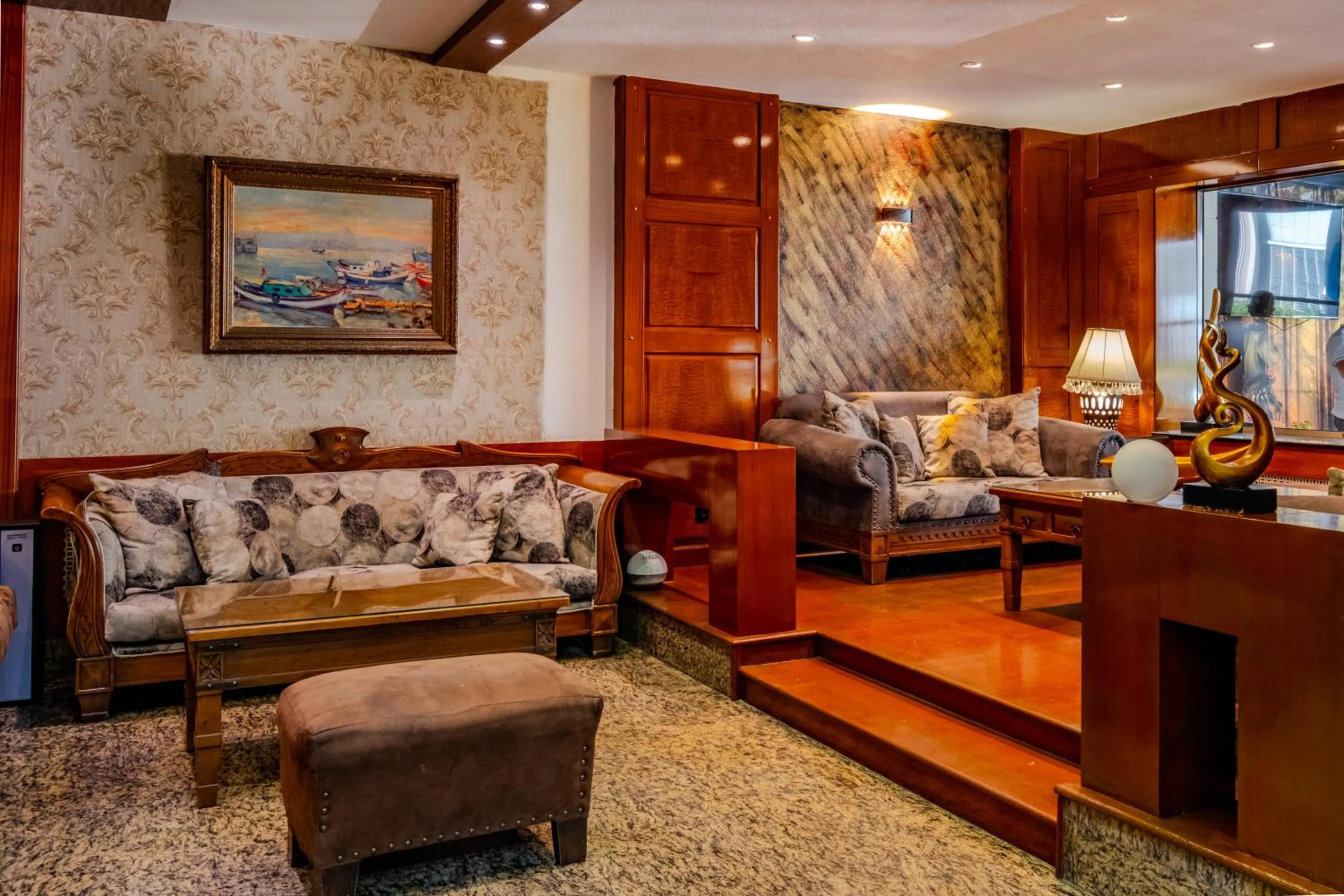 Lobby or reception in Peak Star Hotel