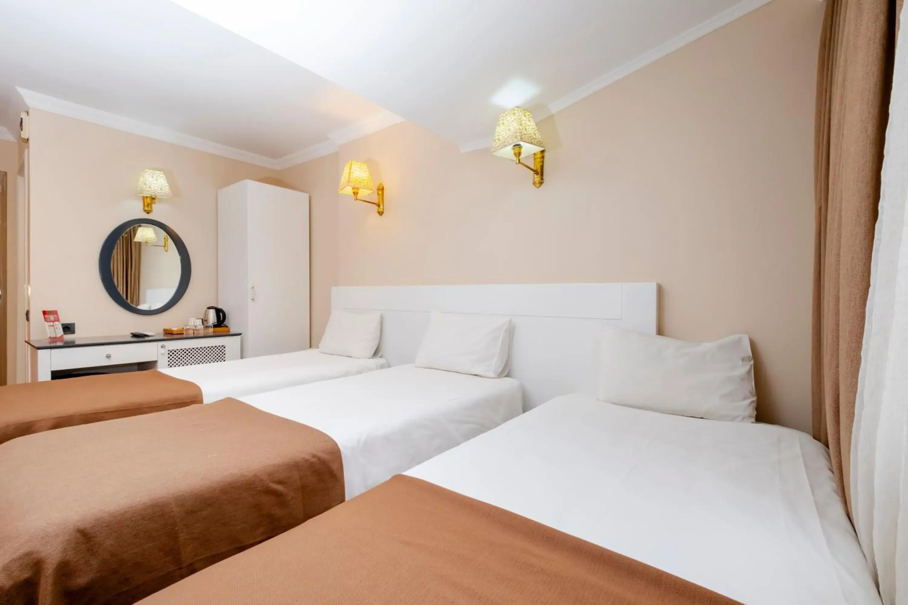 Triple Room in Peak Star Hotel Triple Room in Peak Star Hotel