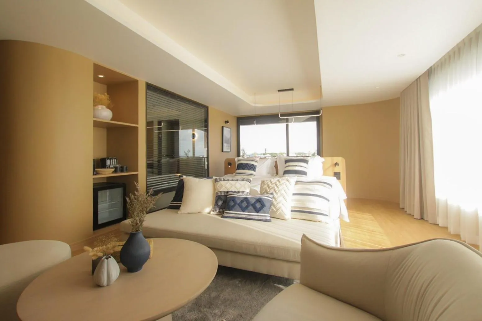 Bed in LePont Riverfront Resort Nongkhai