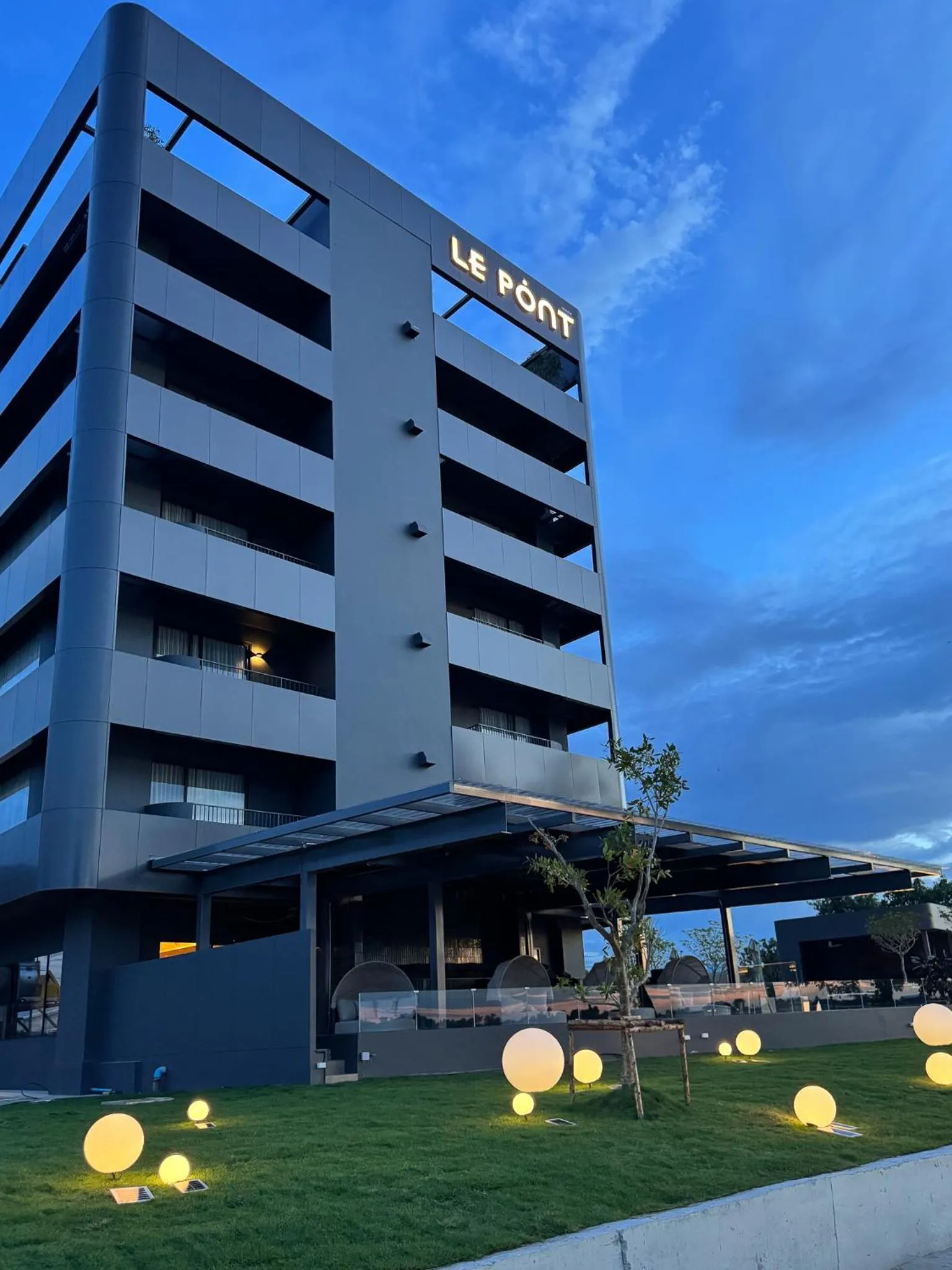 Property building in LePont Riverfront Resort Nongkhai