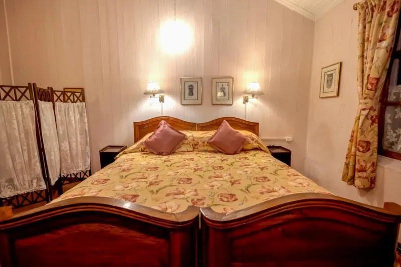 Bed in Windamere Hotel - A Colonial Heritage