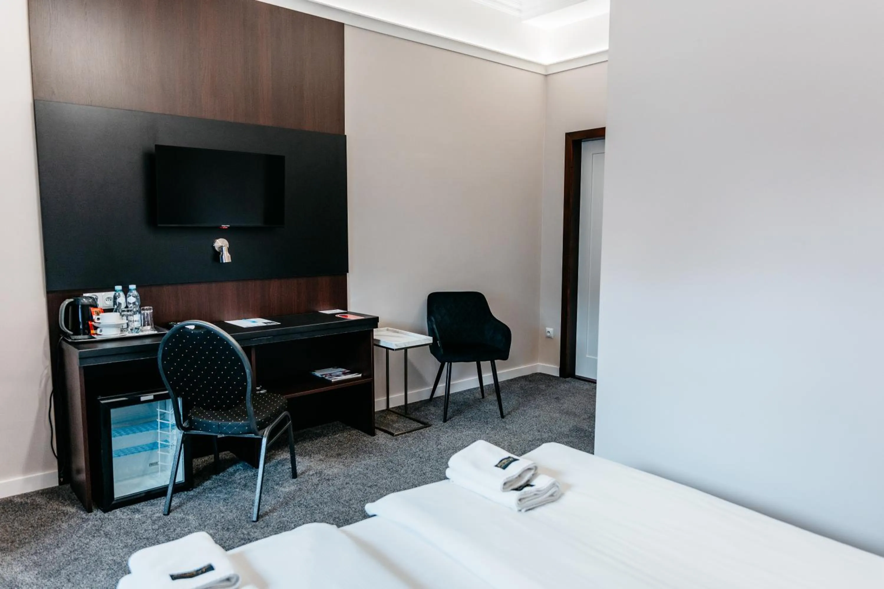 TV and multimedia, Bed in Hotel Senator Konferencje & SPA