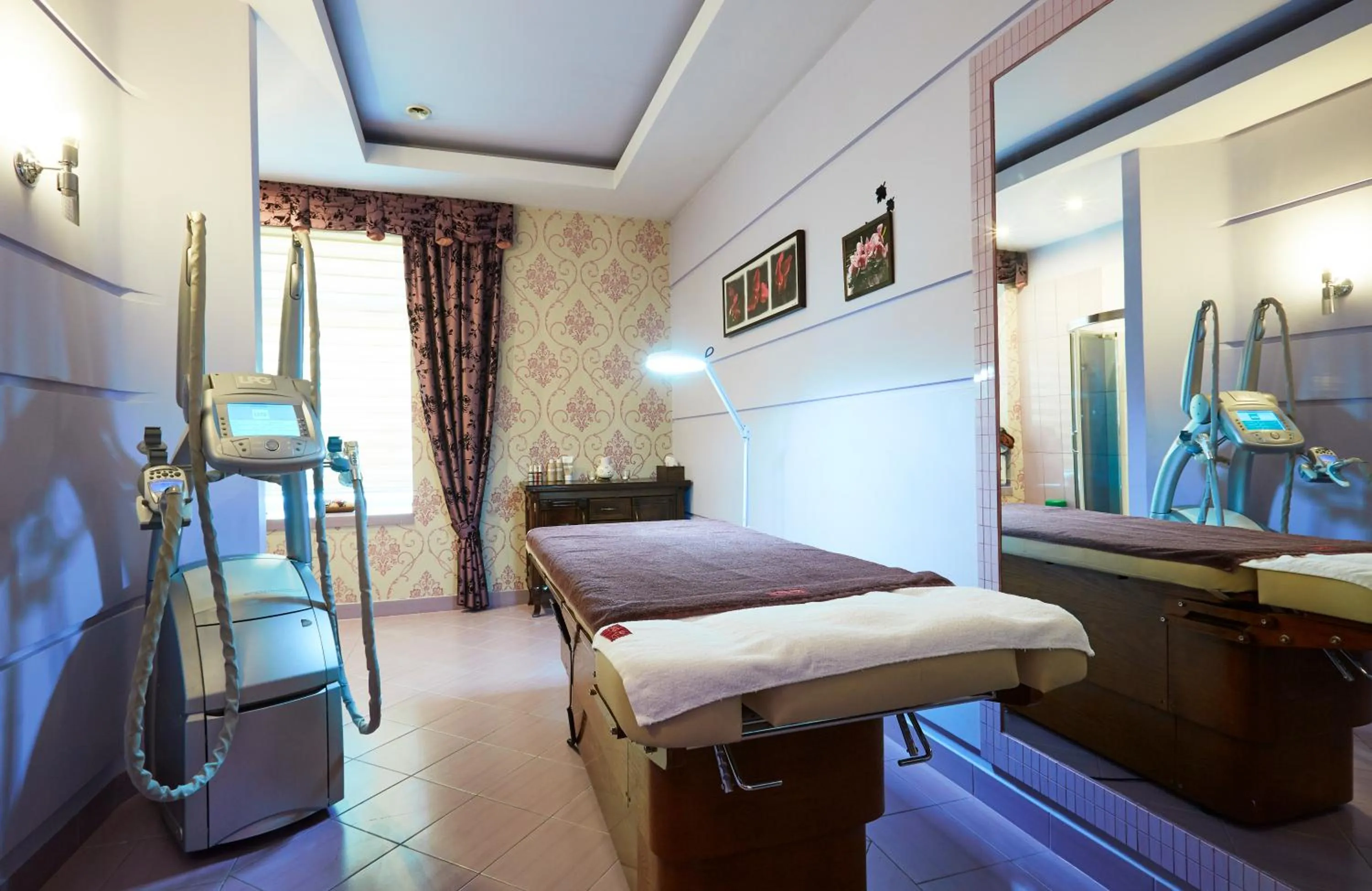 Massage, Bed in Hotel Senator Konferencje & SPA