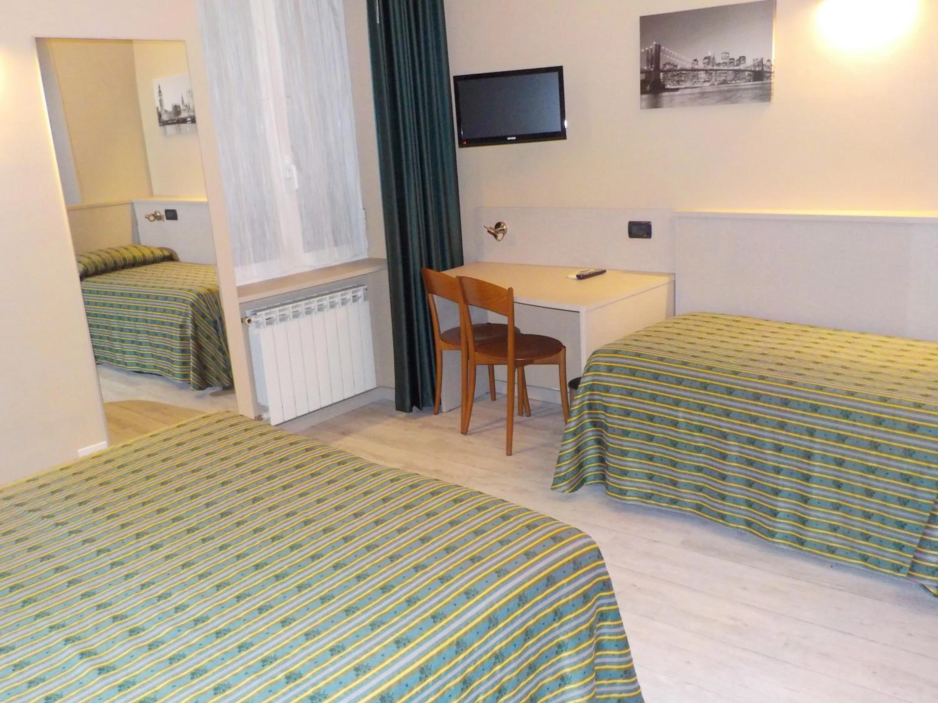 Photo of the whole room in Hotel Posta