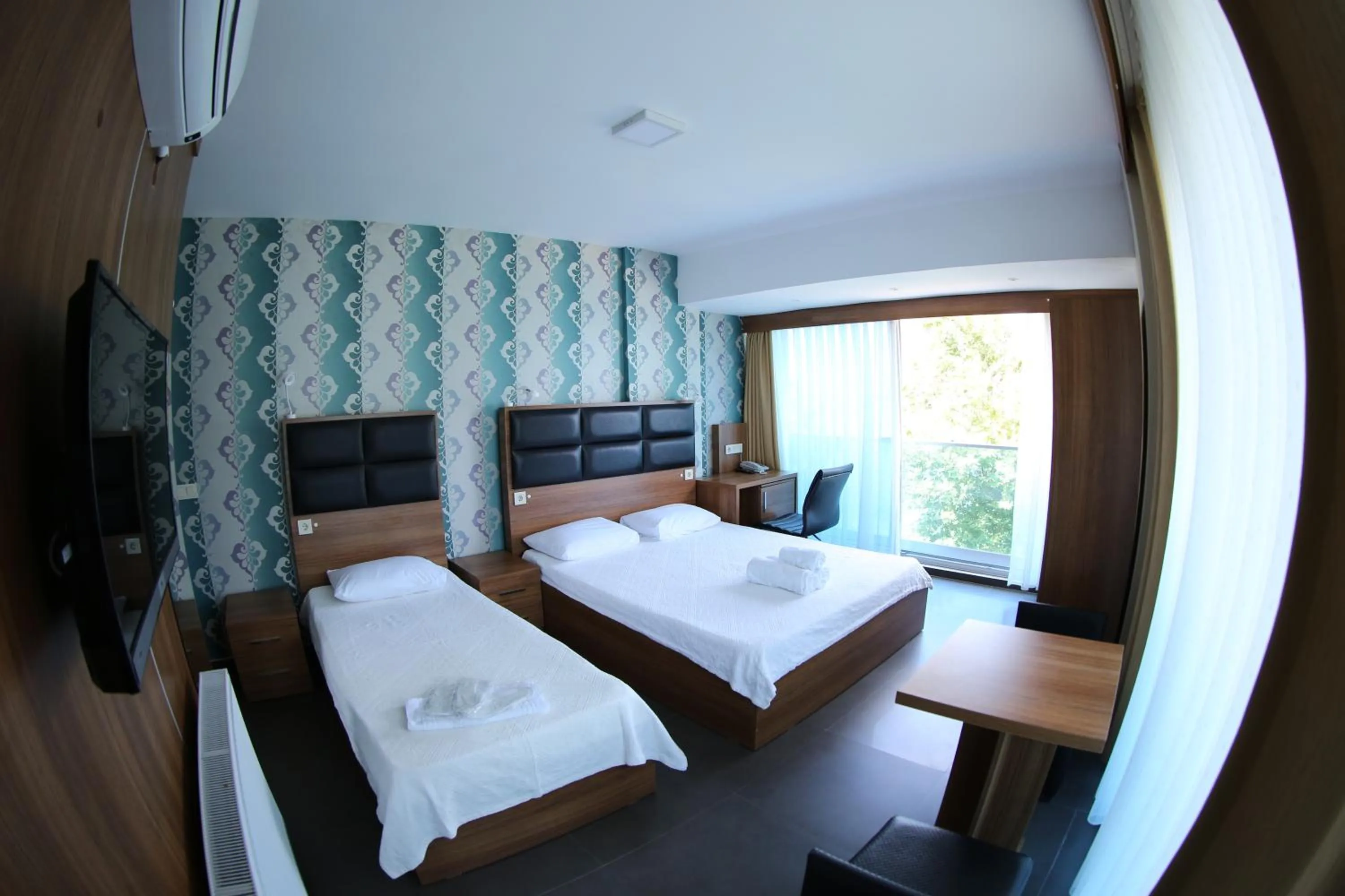 Photo of the whole room, Bed in Bayraktar Hotel