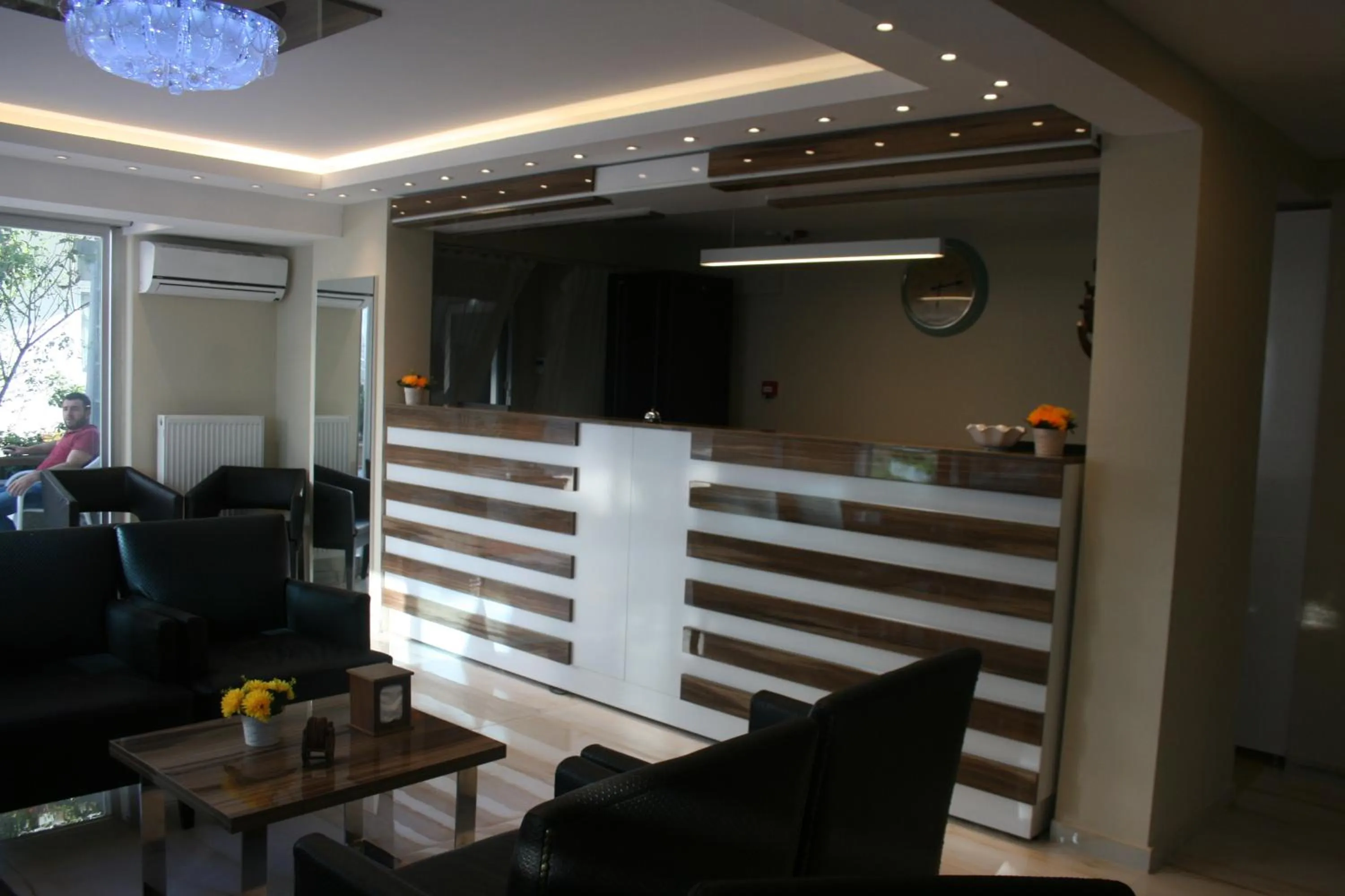 Lobby or reception in Bayraktar Hotel