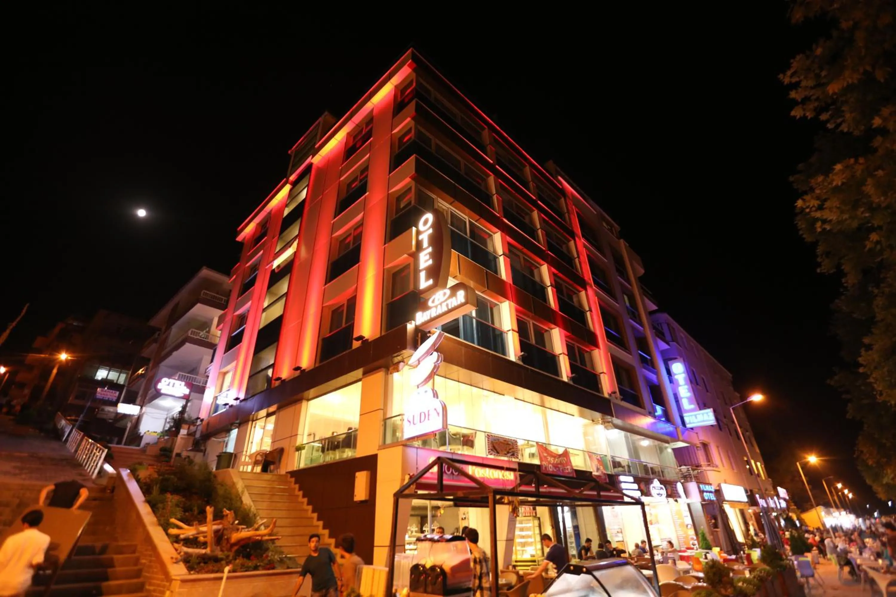 Property building in Bayraktar Hotel
