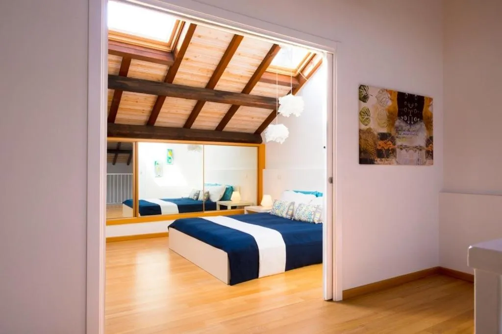 Photo of the whole room, Bed in Via Breda 120