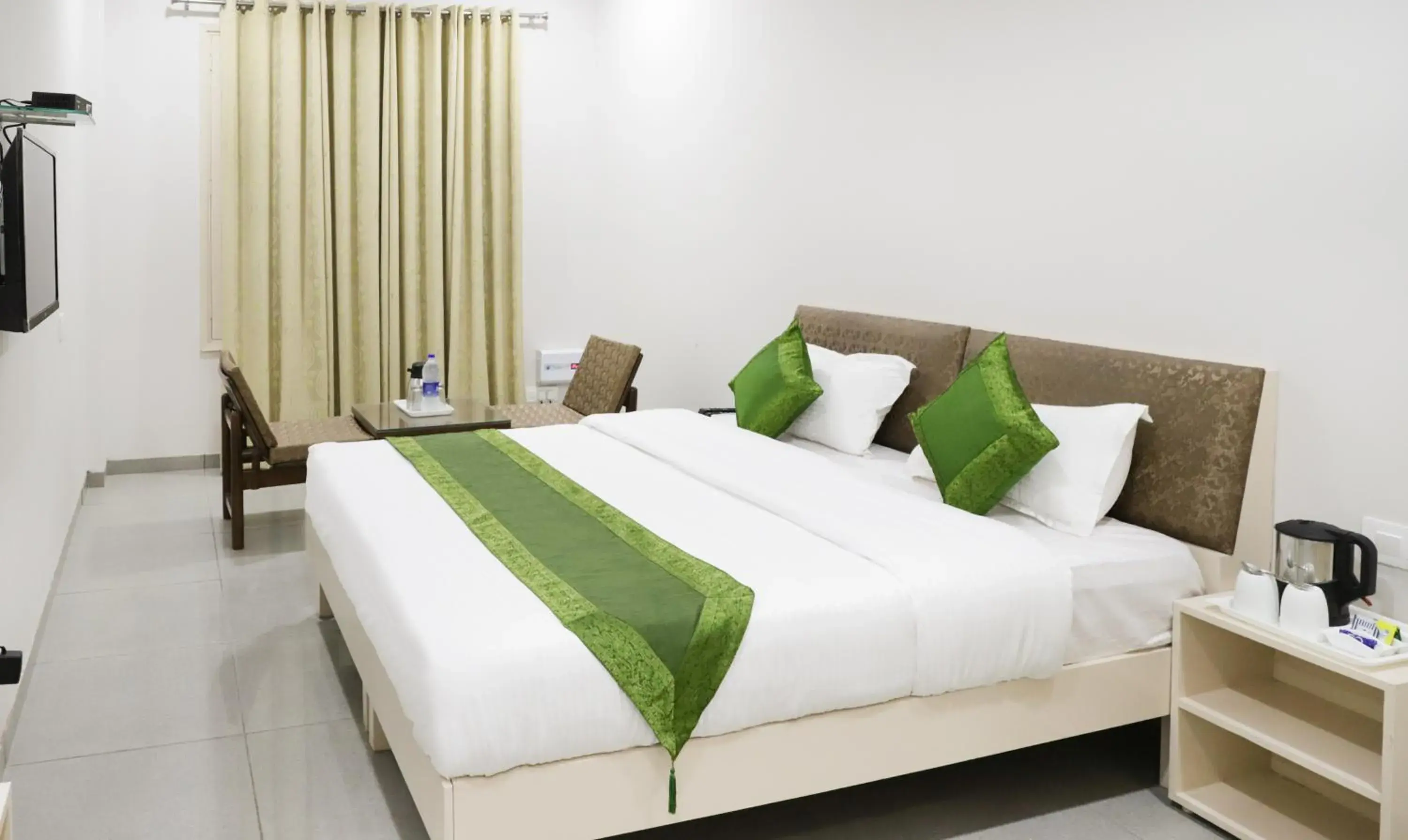 Hotel Kamron Near Airport Road Mohali Chandigarh Hotel Kamron Near Airport Road Mohali Chandigarh