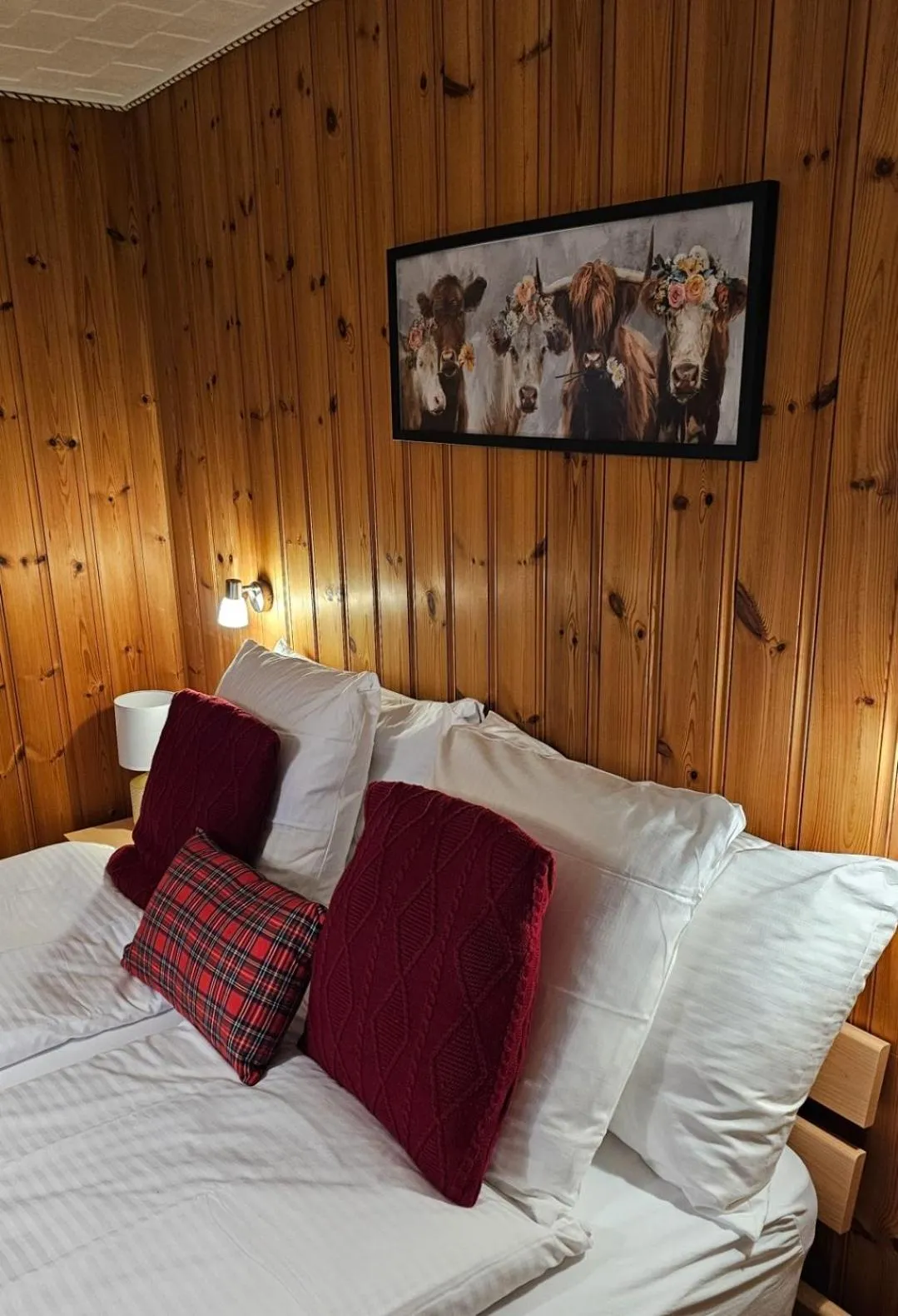 Bedroom, Bed in Alpina Boutique Hotel Interlaken - Ringgenberg - Adults only !