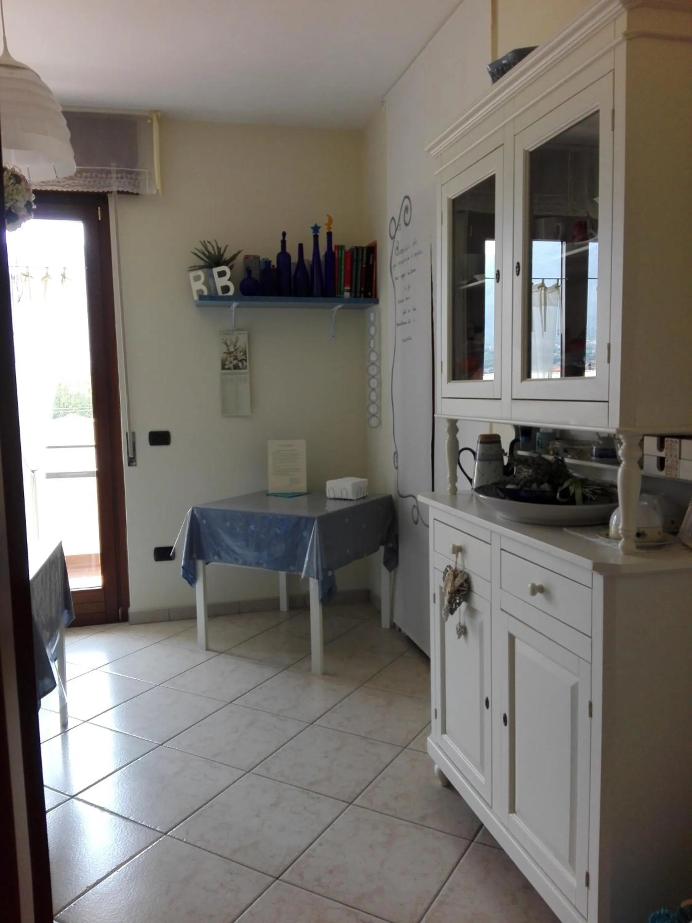 Kitchen or kitchenette in Casa Iovara