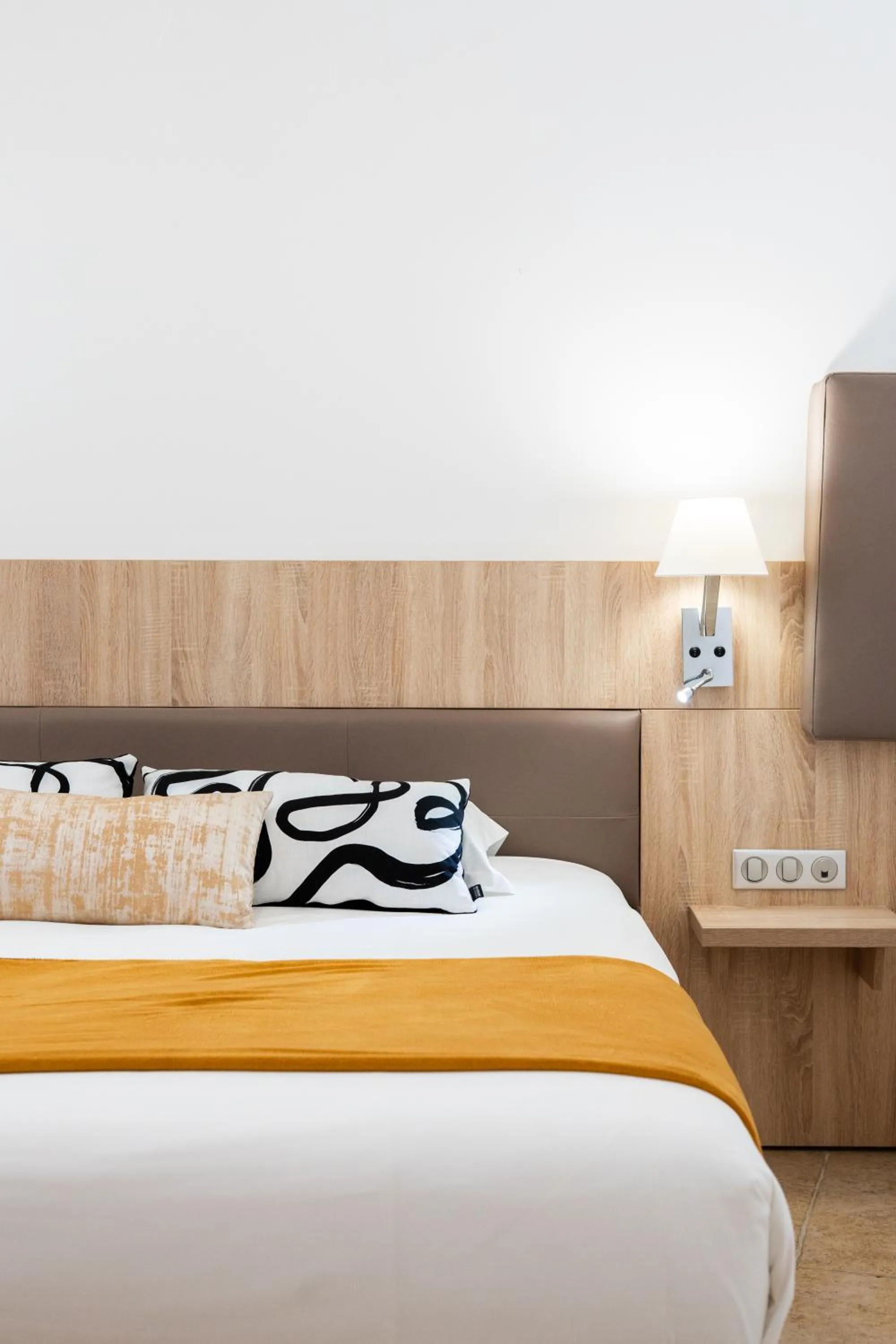 Bed in Hotel Arena le Refuge