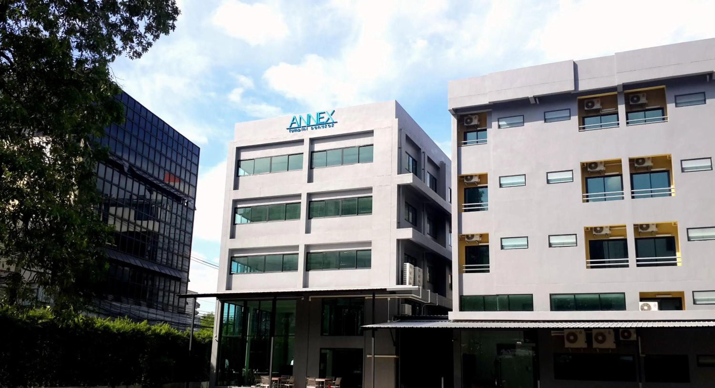 Property building in Annex Lumpini Bangkok