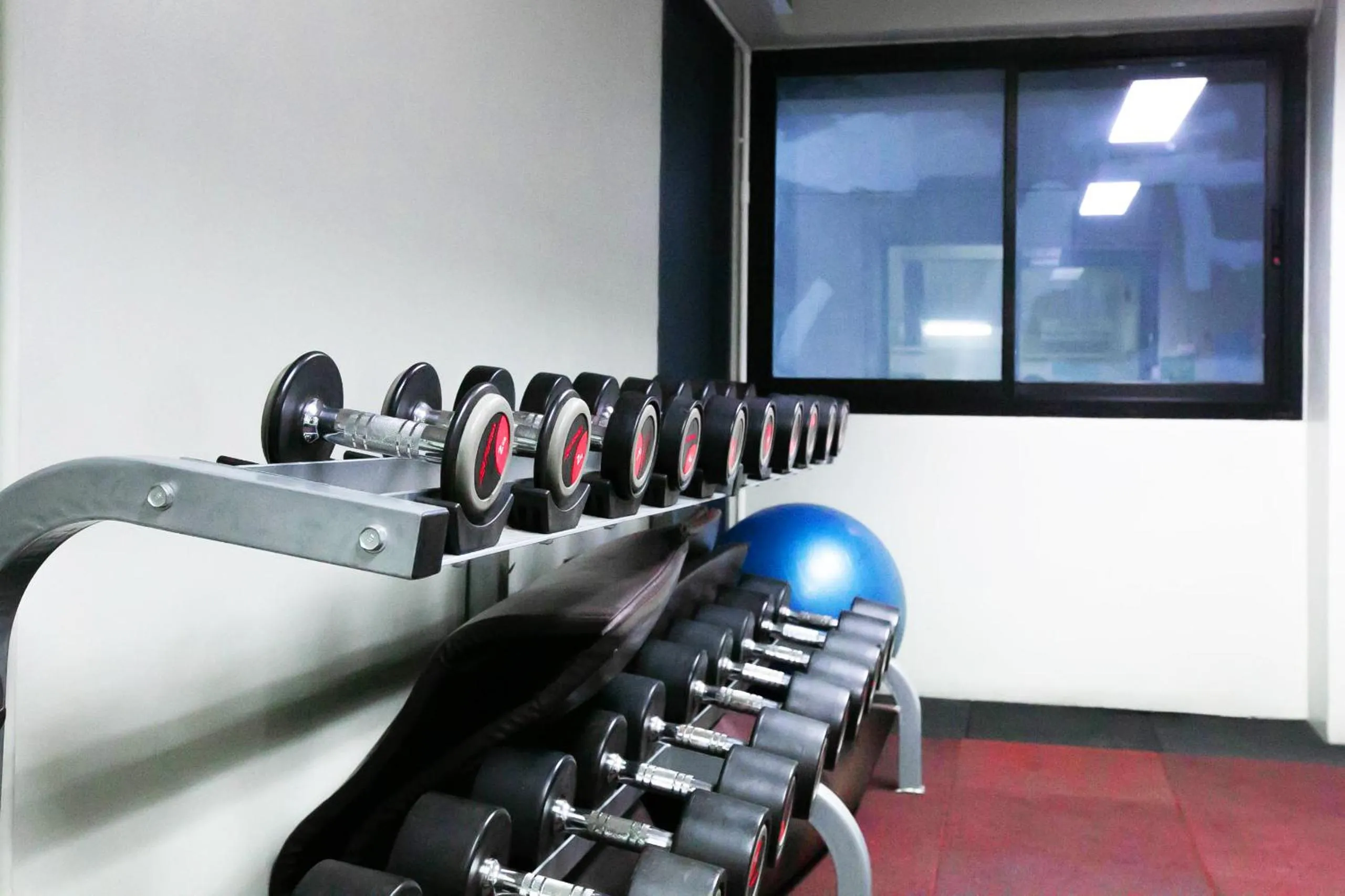 Fitness centre/facilities in Annex Lumpini Bangkok