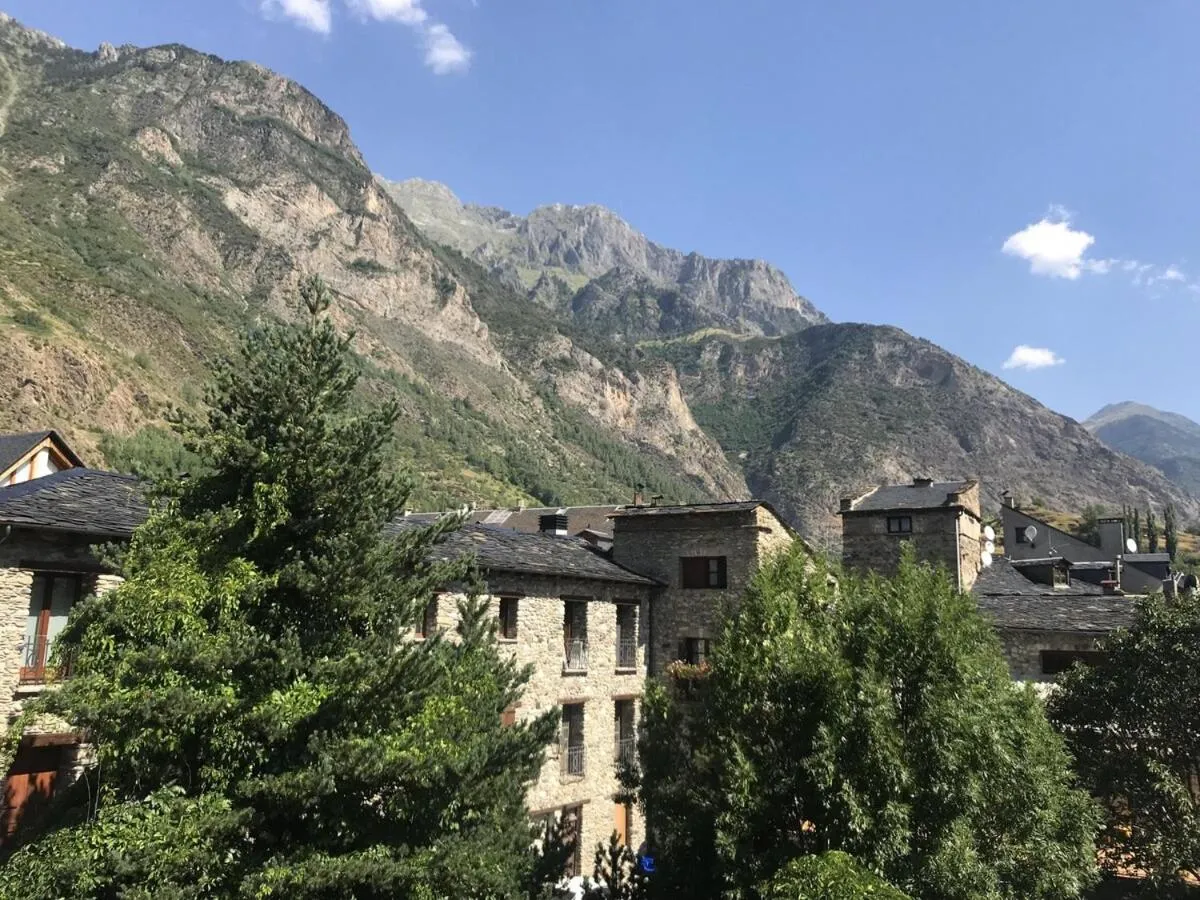 BPirineos-Tuca de Ixeia