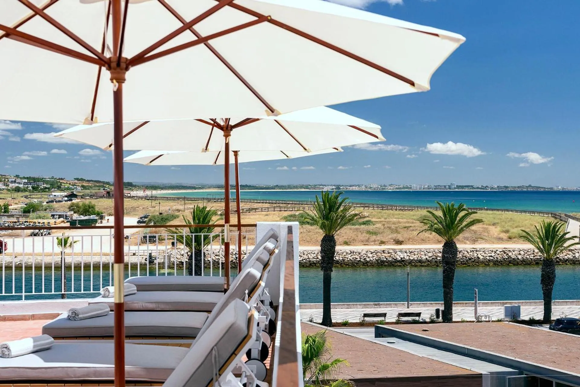 Balcony/Terrace in Água Hotels Lagos Bay