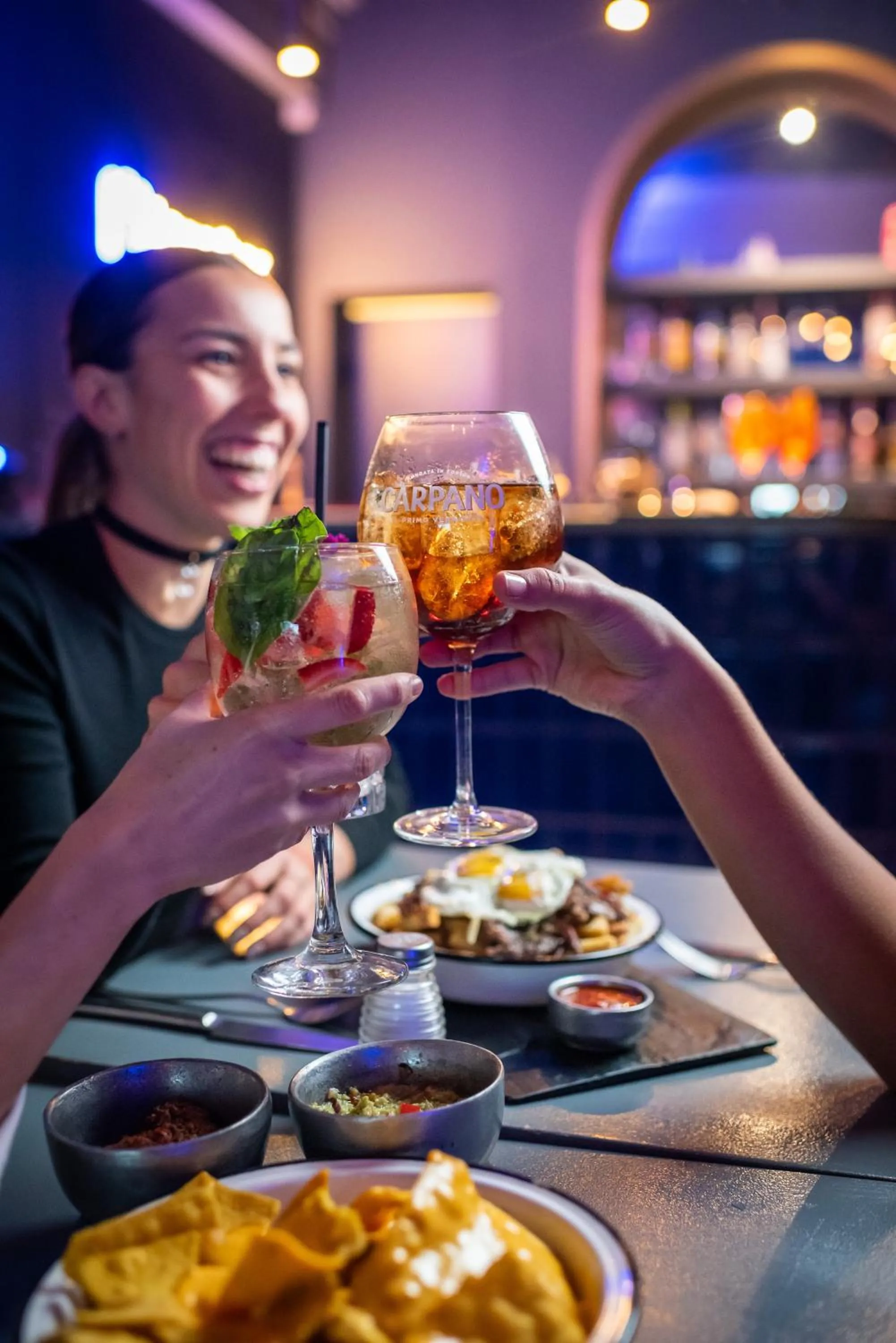 Lounge or bar in Premium Tower Suites Mendoza