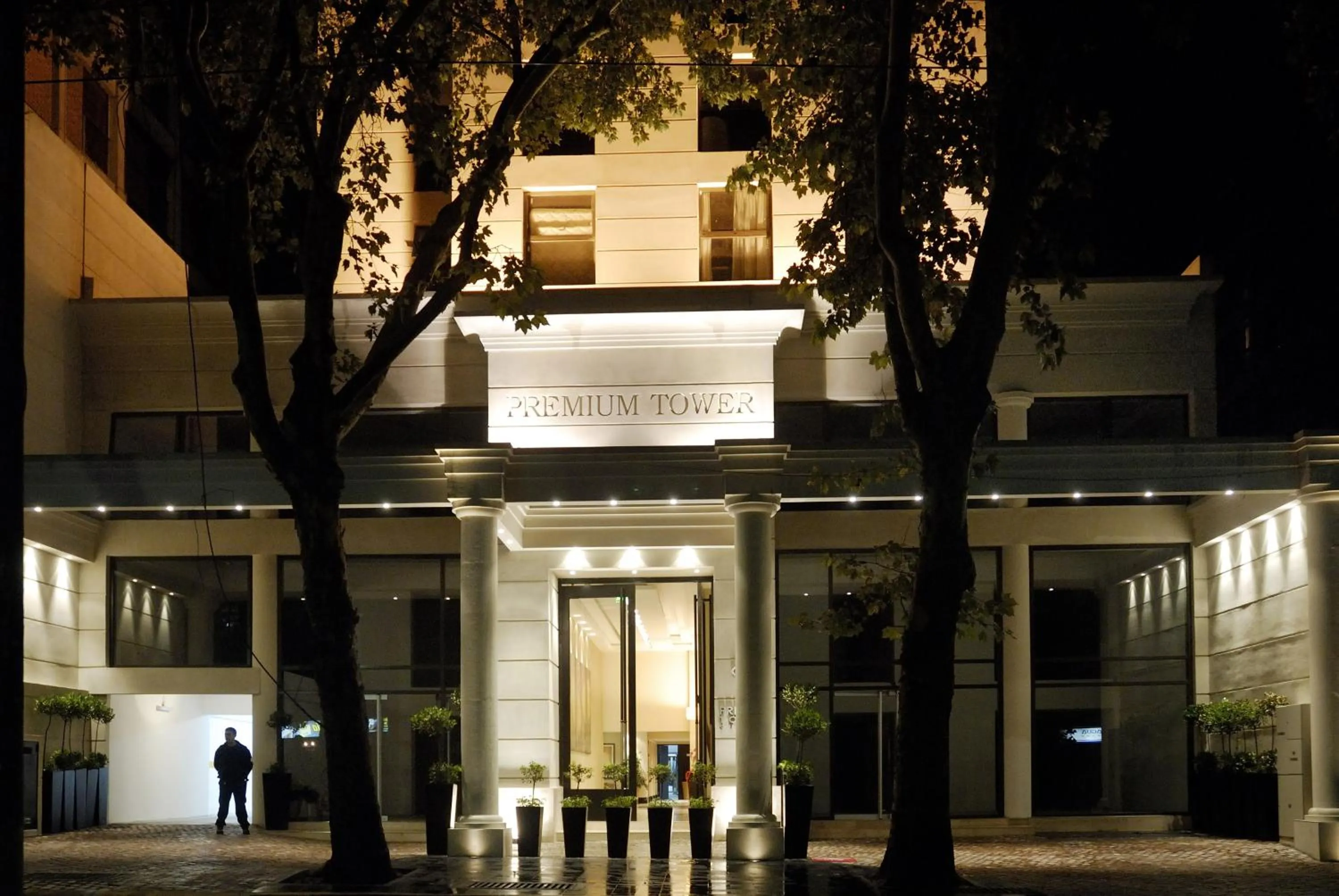 Premium Tower Suites Mendoza