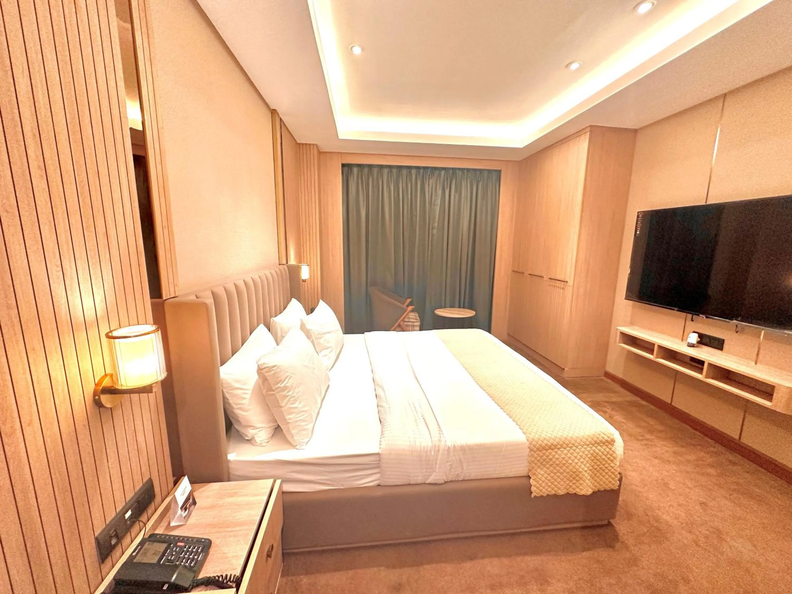 Bedroom, Bed in ASTER GRAND BY ZENQ Saket