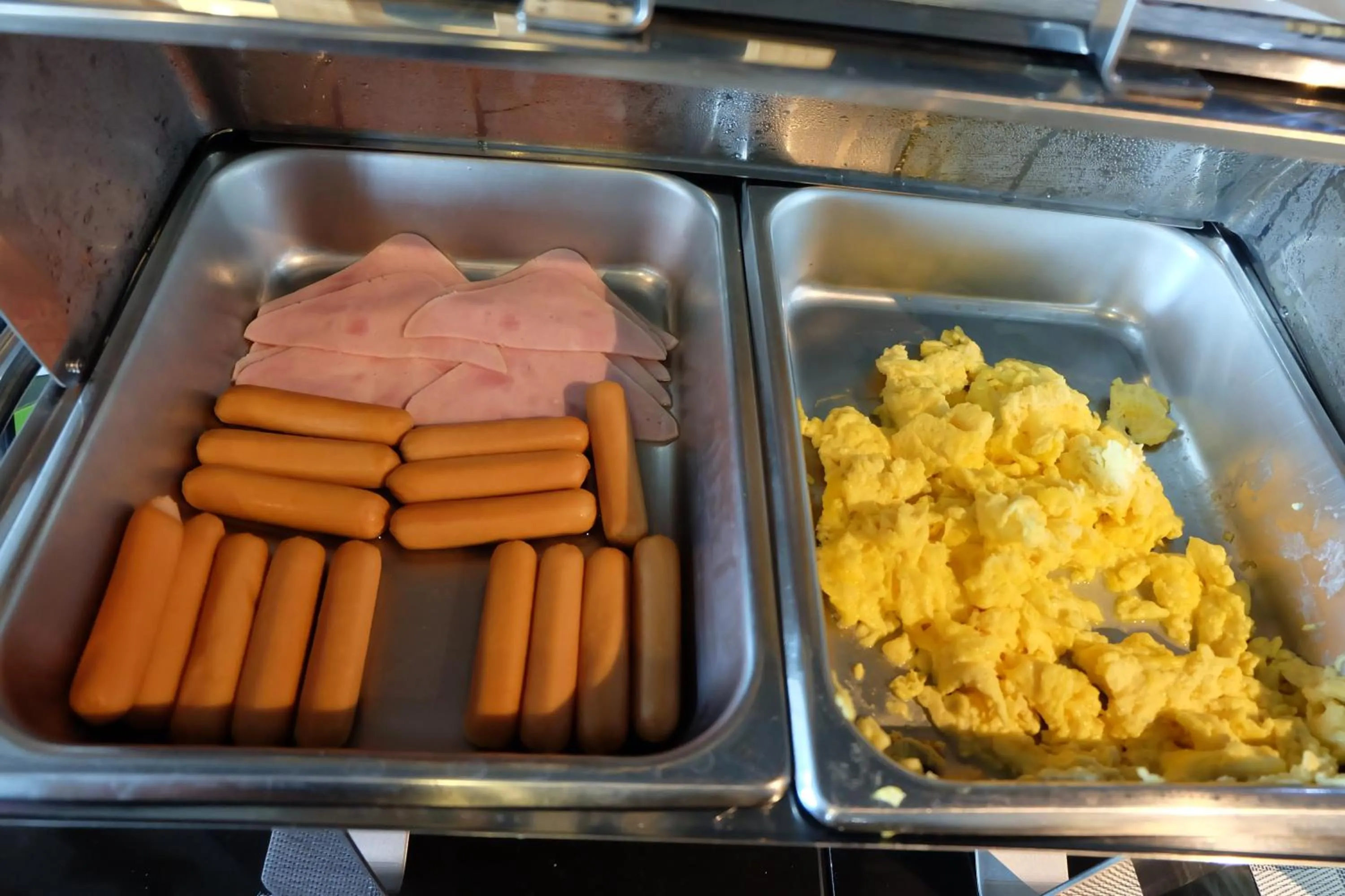 Breakfast in Interpark Hotel & Residence, Eastern Seaboard Rayong