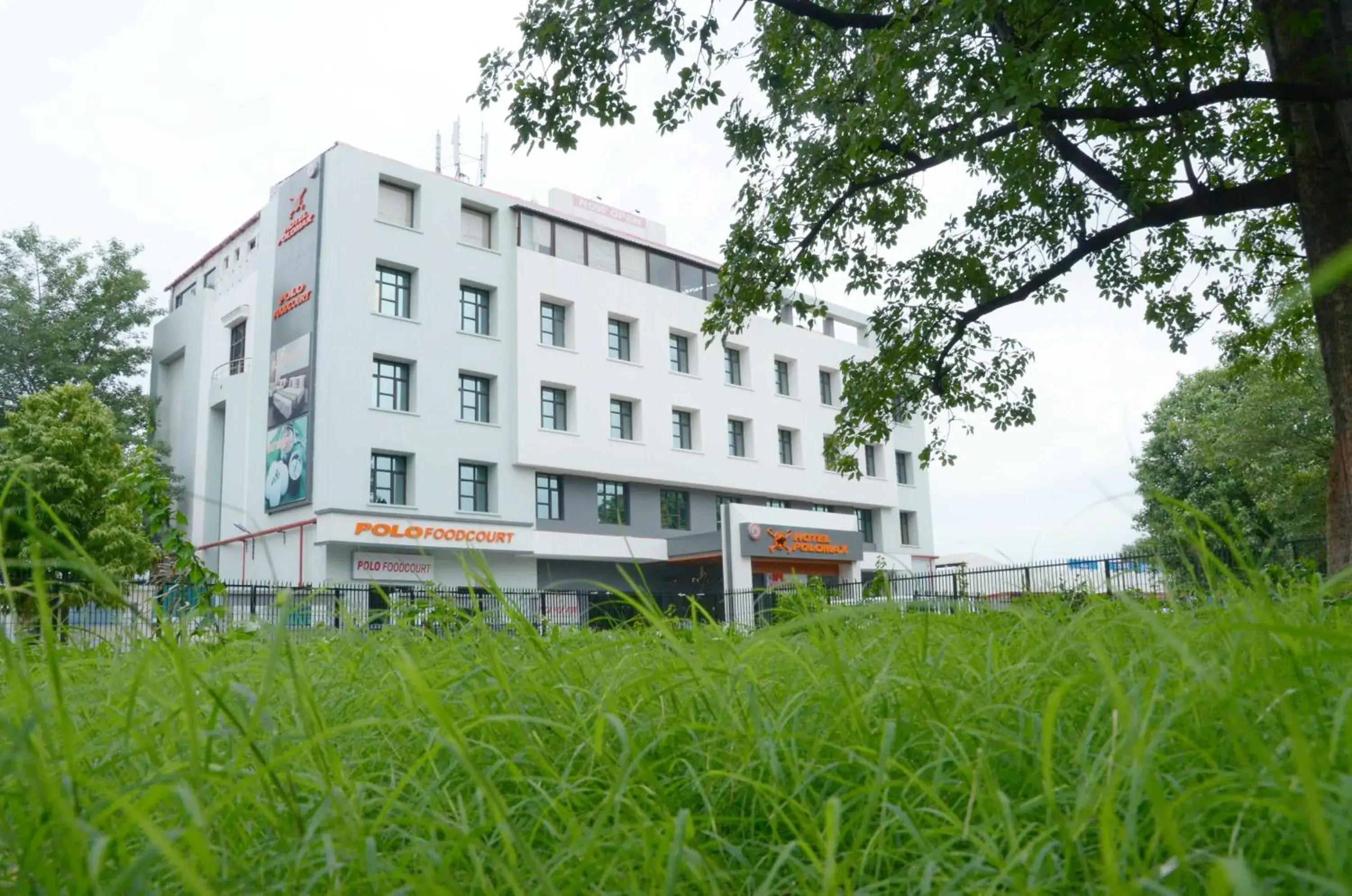 Max Hotels Prayagraj Max Hotels Prayagraj