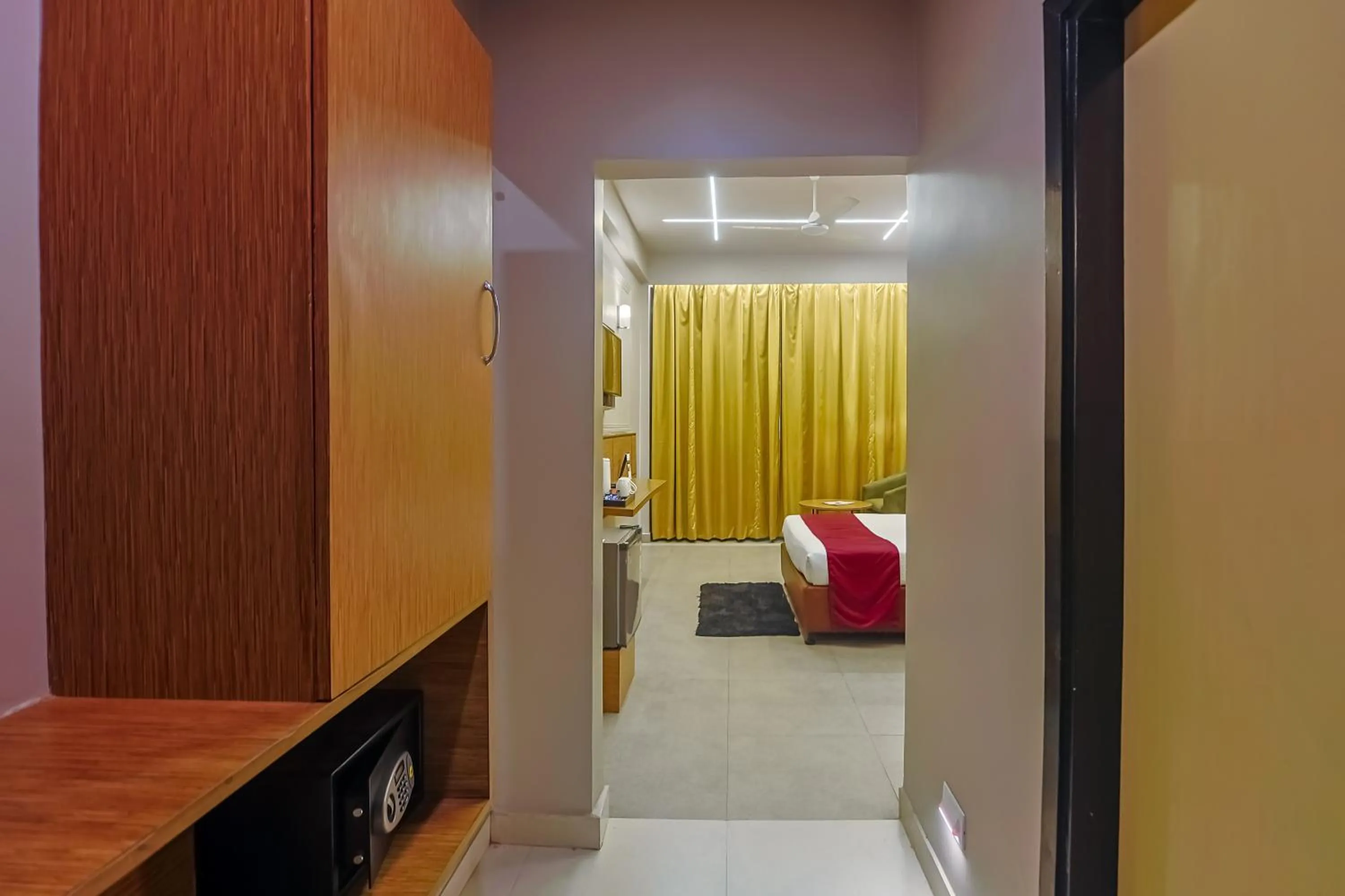 Bedroom, Bed in Max Hotels Prayagraj