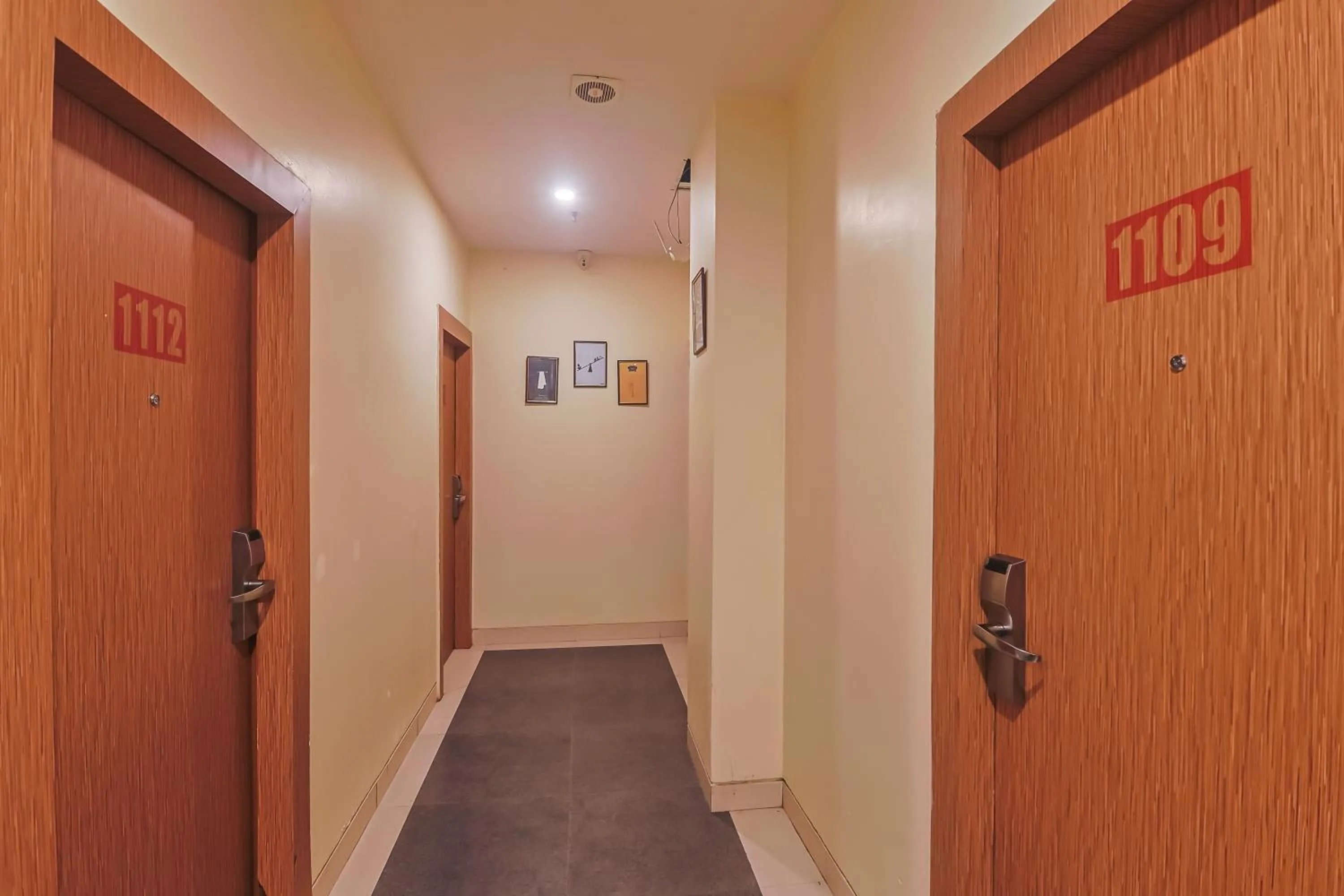 Lobby or reception in Max Hotels Prayagraj