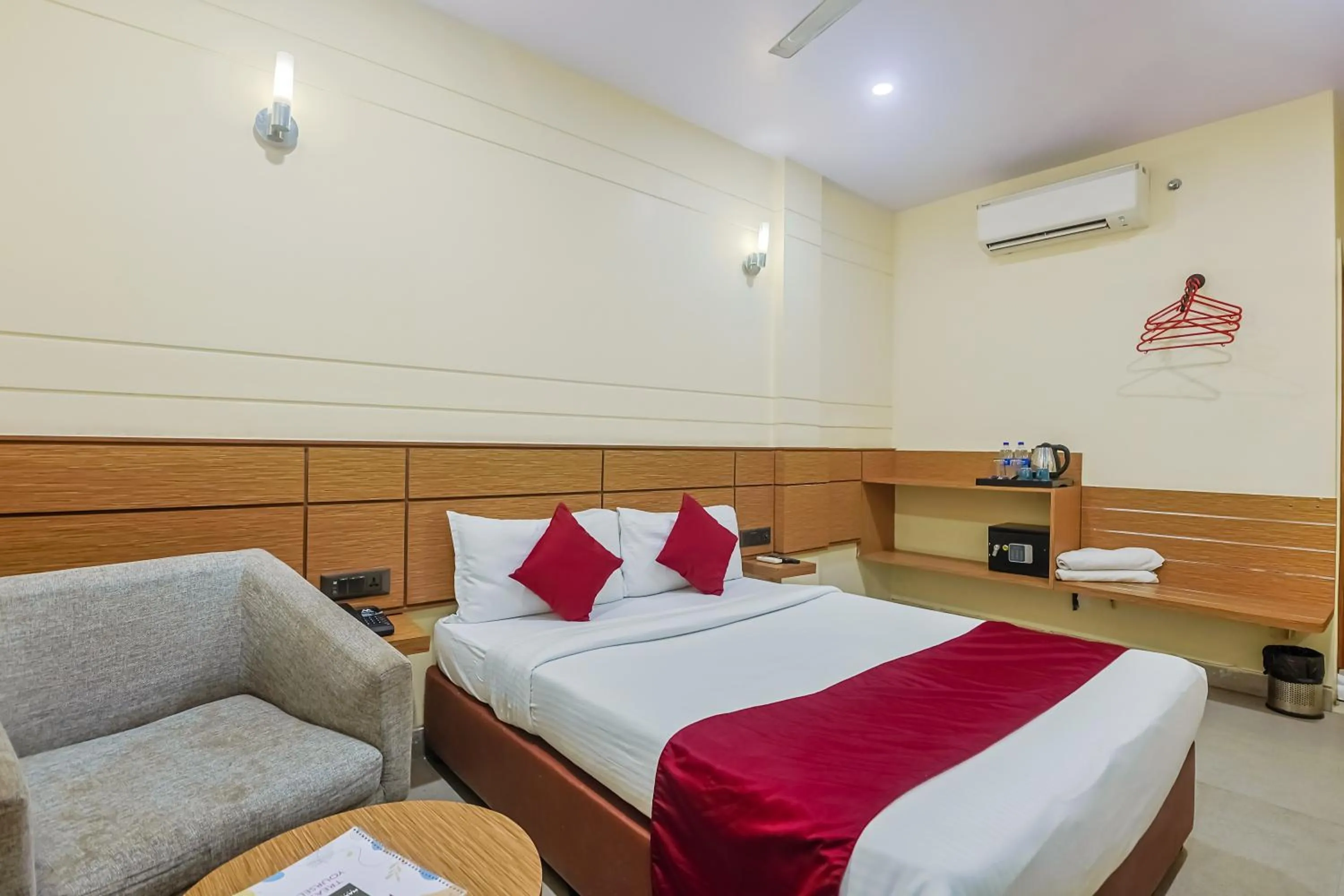Bedroom, Bed in Max Hotels Prayagraj