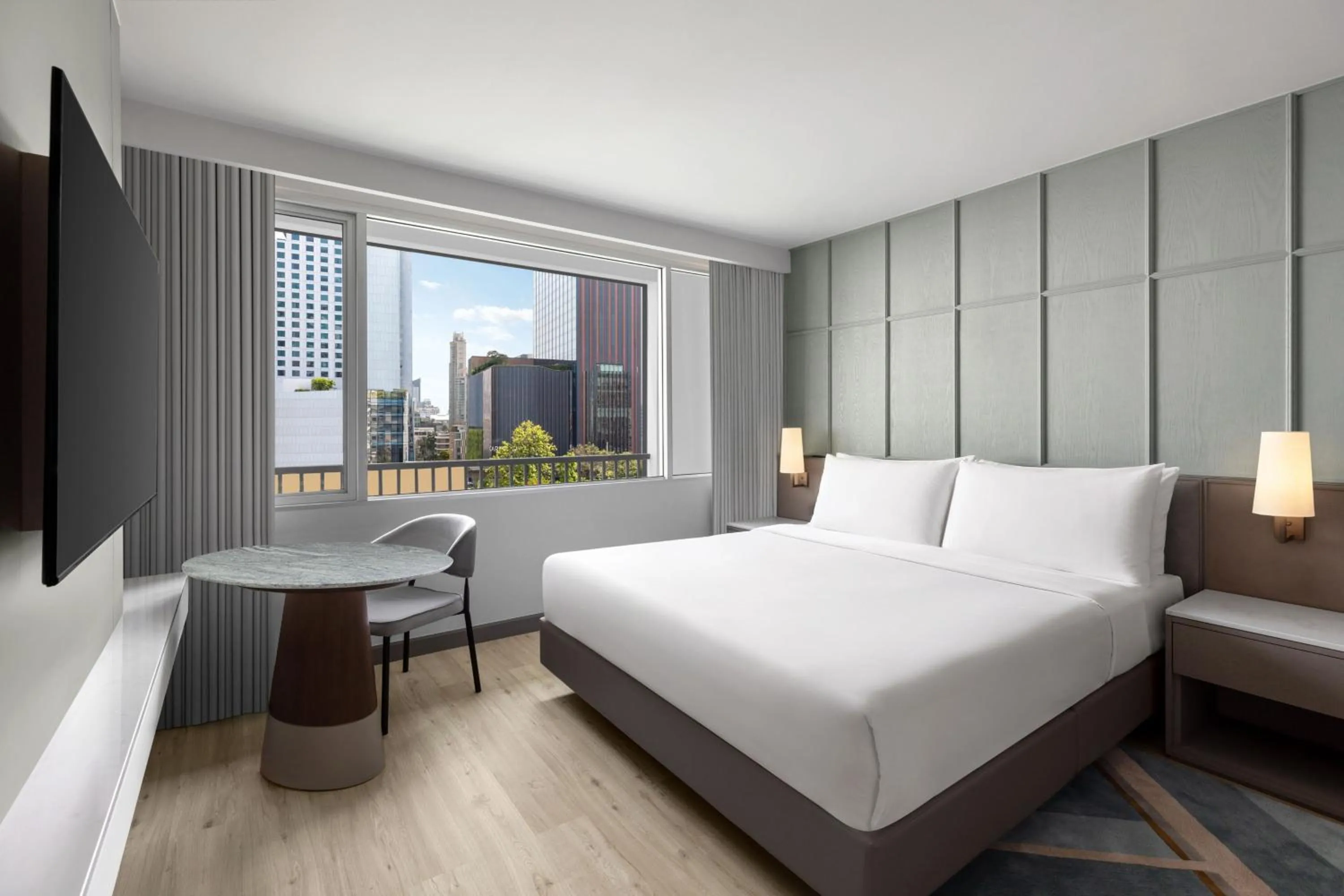 Photo of the whole room, Bed in Courtyard by Marriott Bangkok Sukhumvit 20